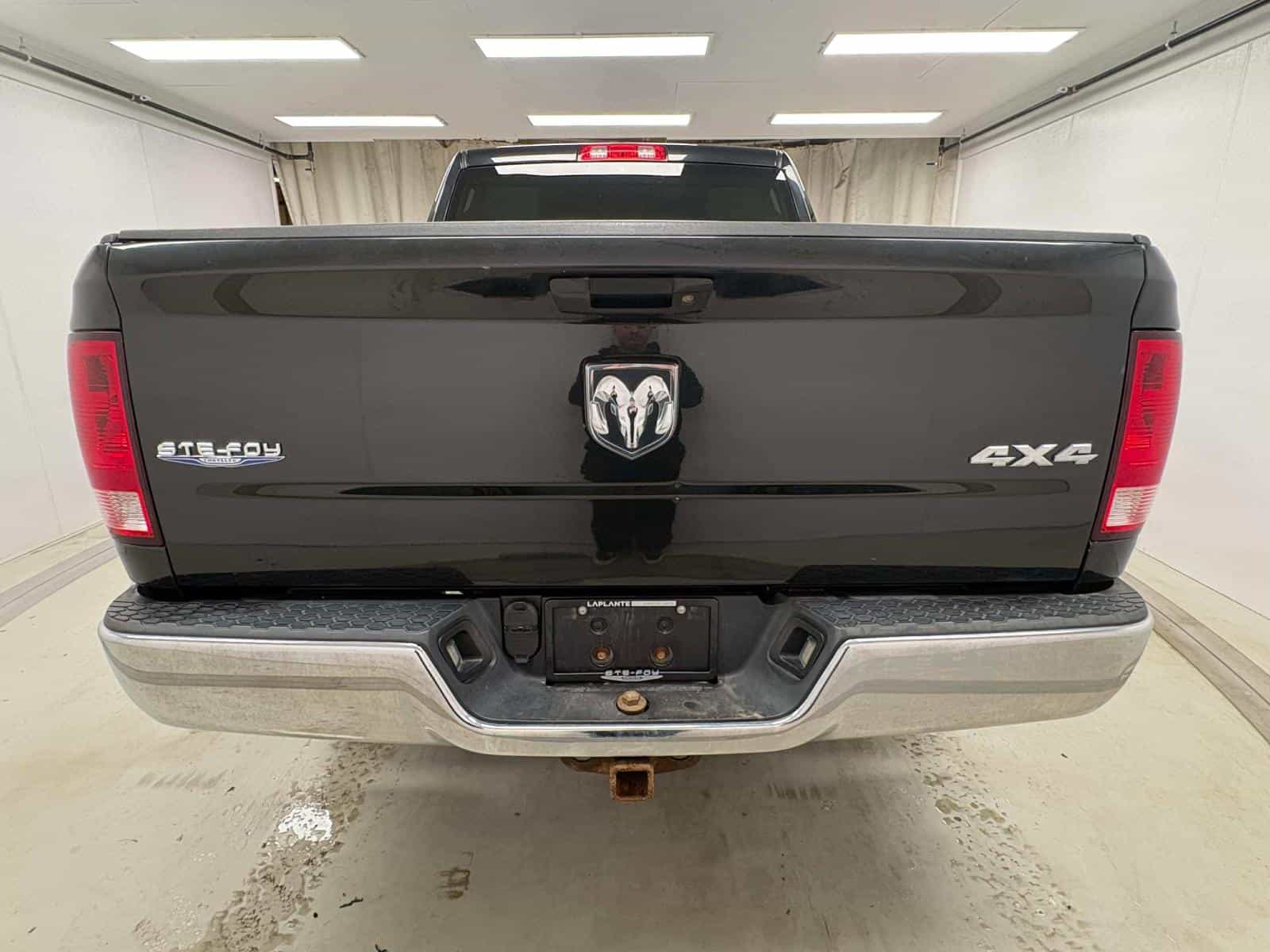 Image 6 RAM 1500 ST 2015