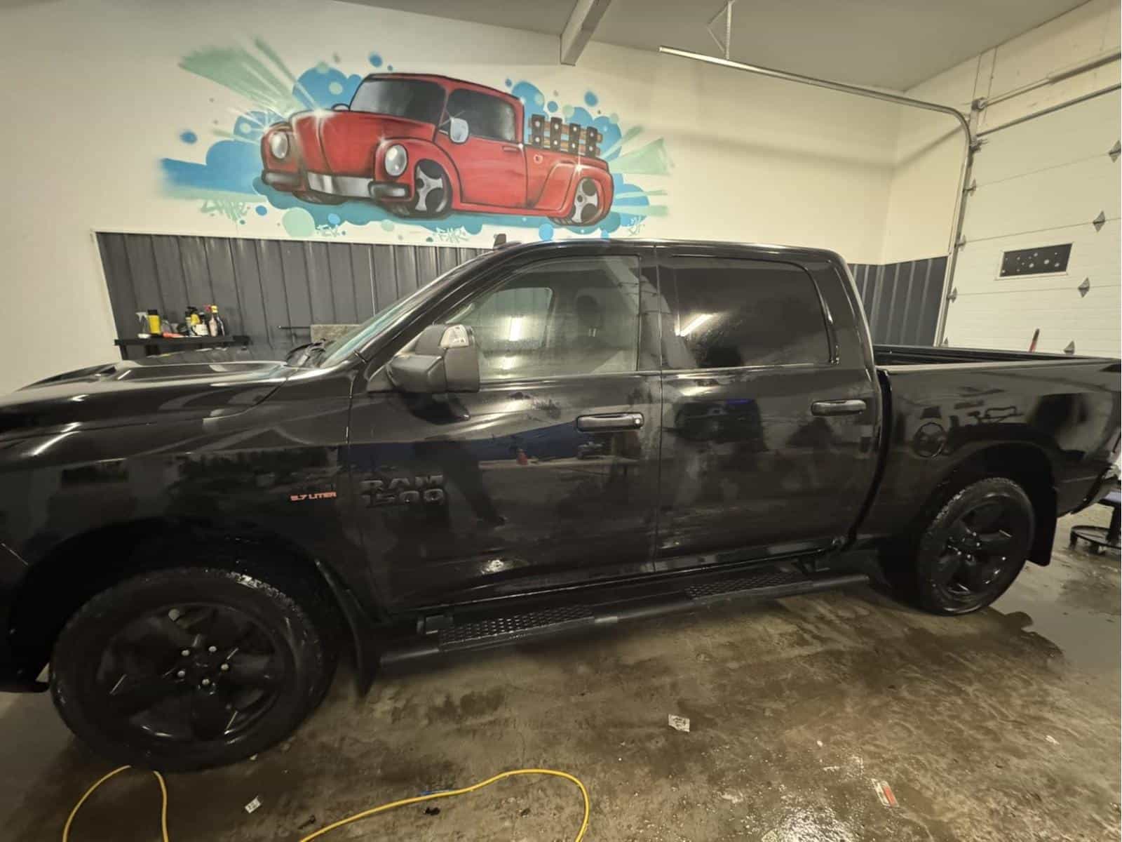 2020 RAM 1500 Classic Express - Image 3