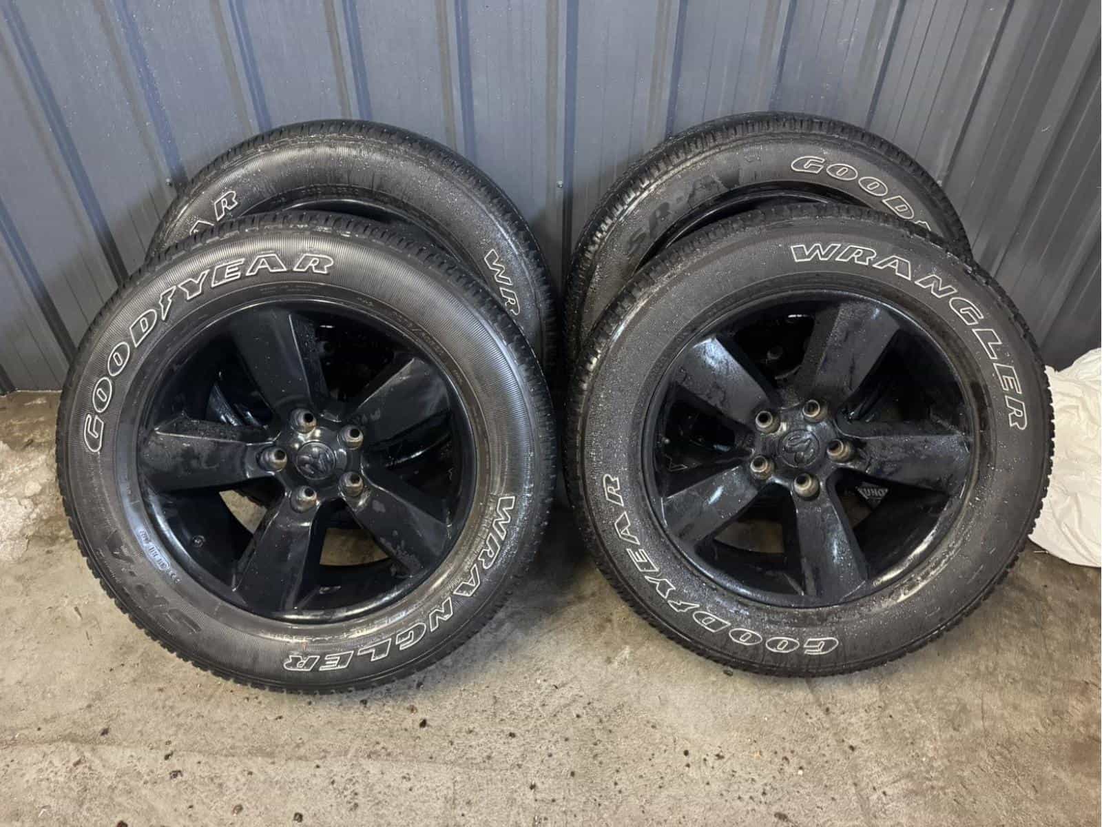 Image 8 RAM 1500 Classic Express 2021