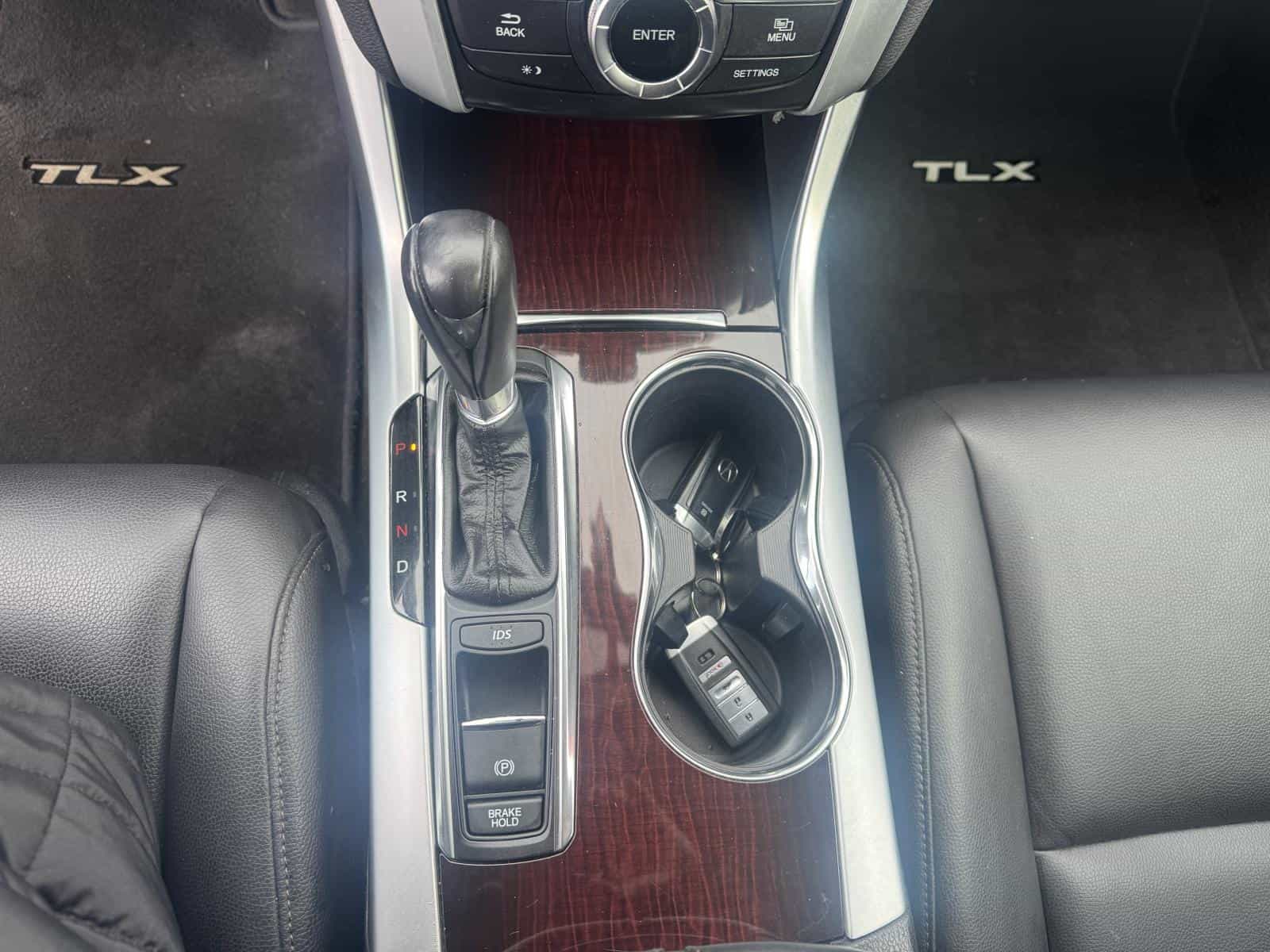 Image 13 Acura TLX Base 2.4L 2015