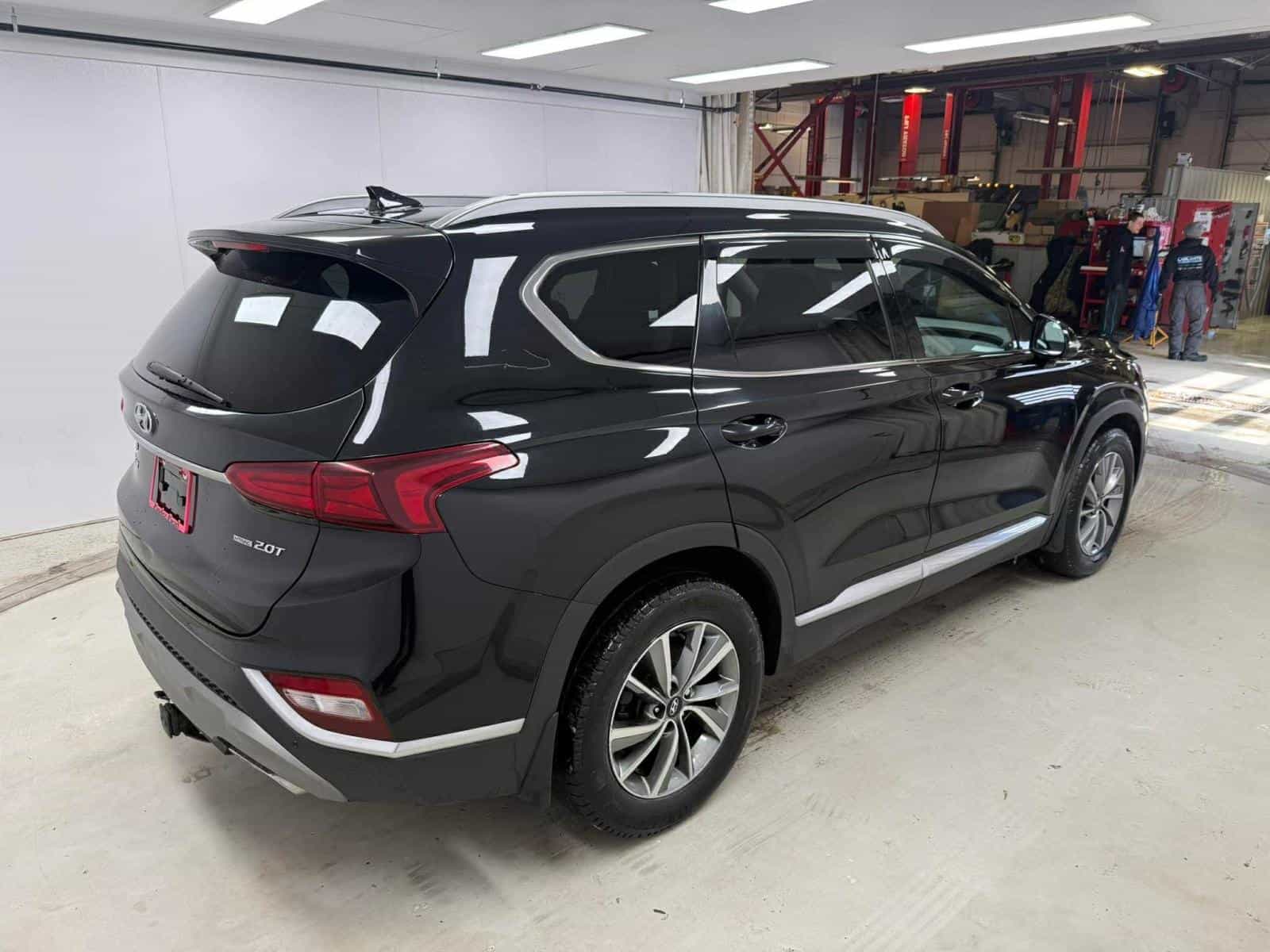 2020 Hyundai Santa Fe Preferred - Image 4