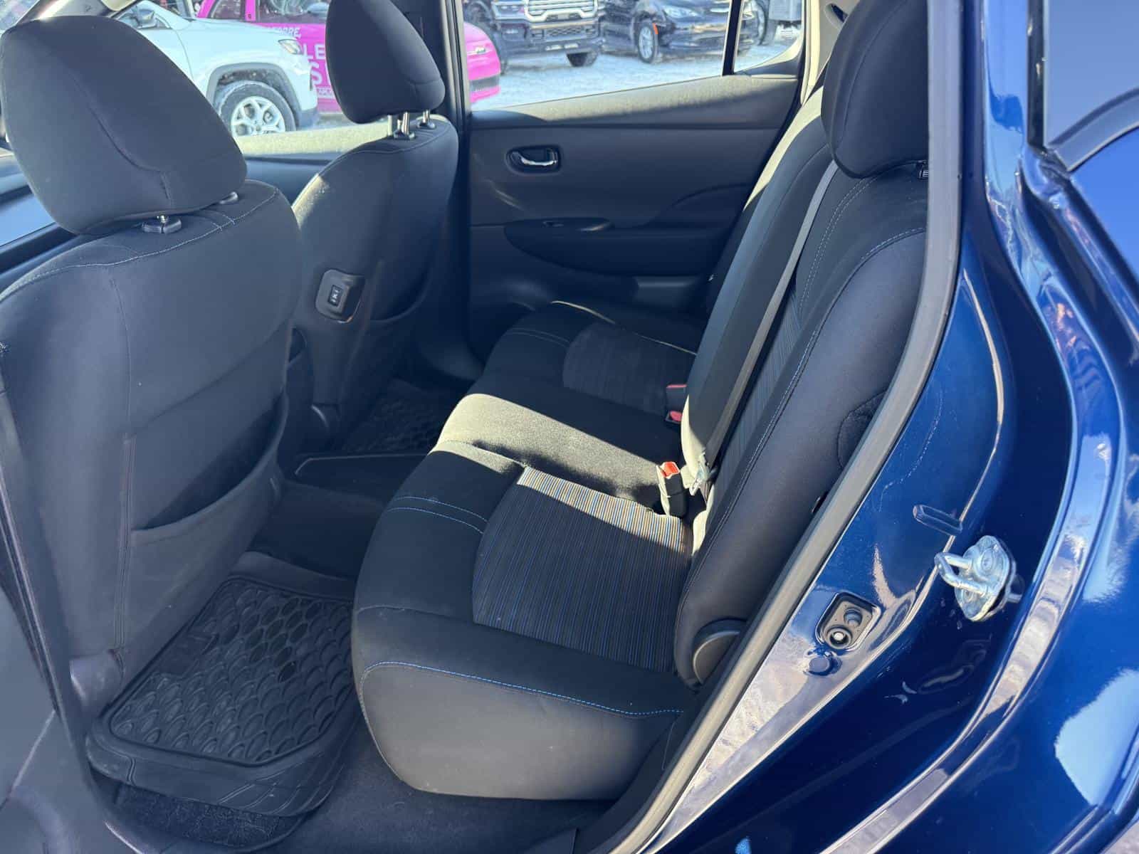 Image 11 Nissan LEAF S S 2019