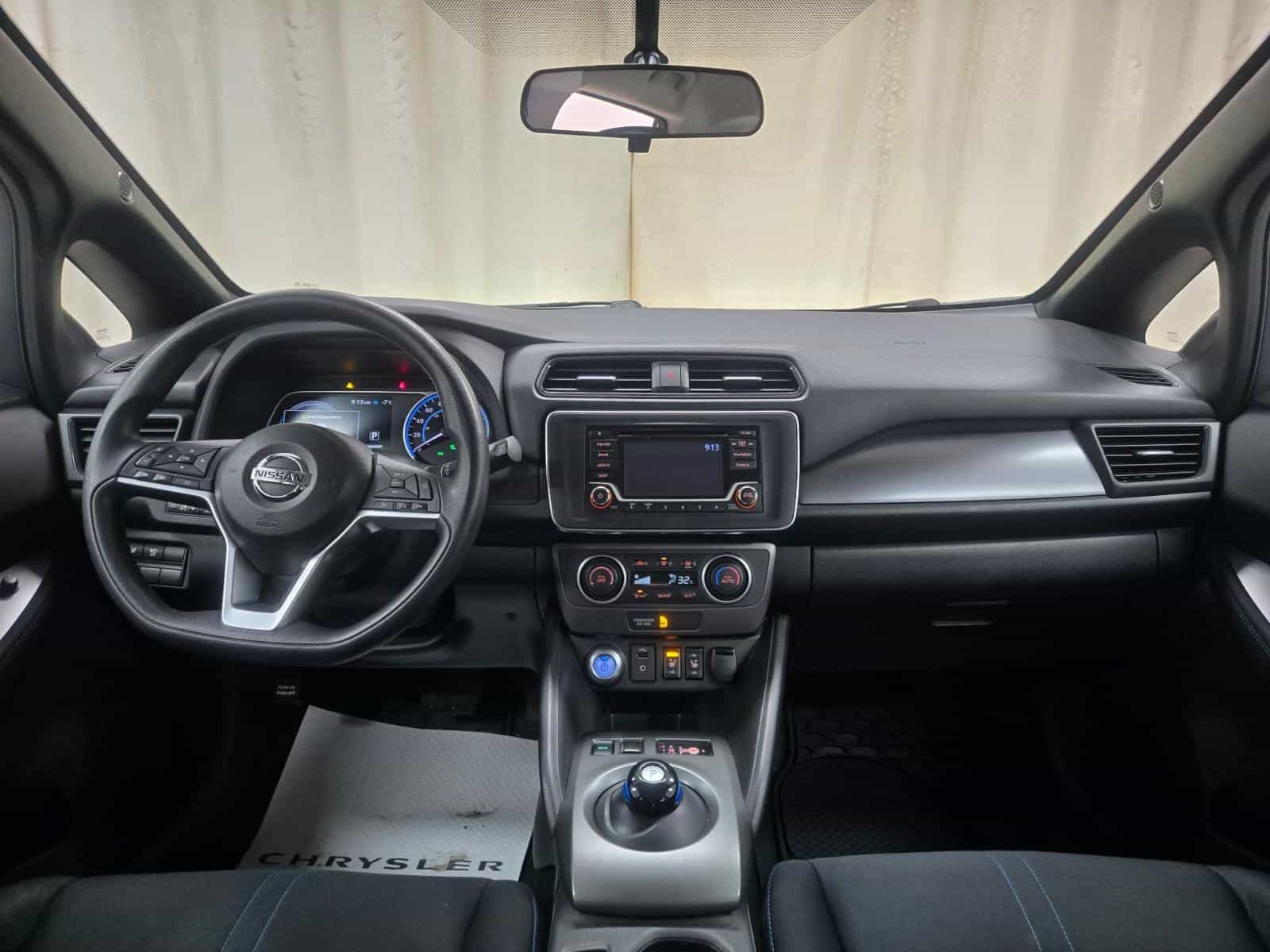 Image 10 Nissan LEAF S S 2019