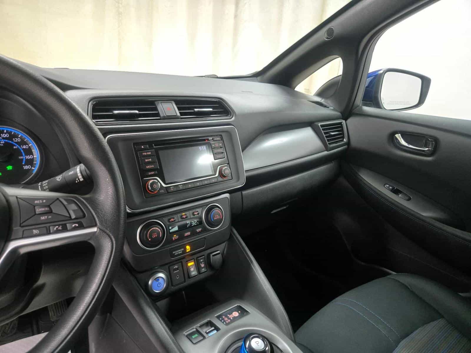 Image 15 Nissan LEAF S S 2019