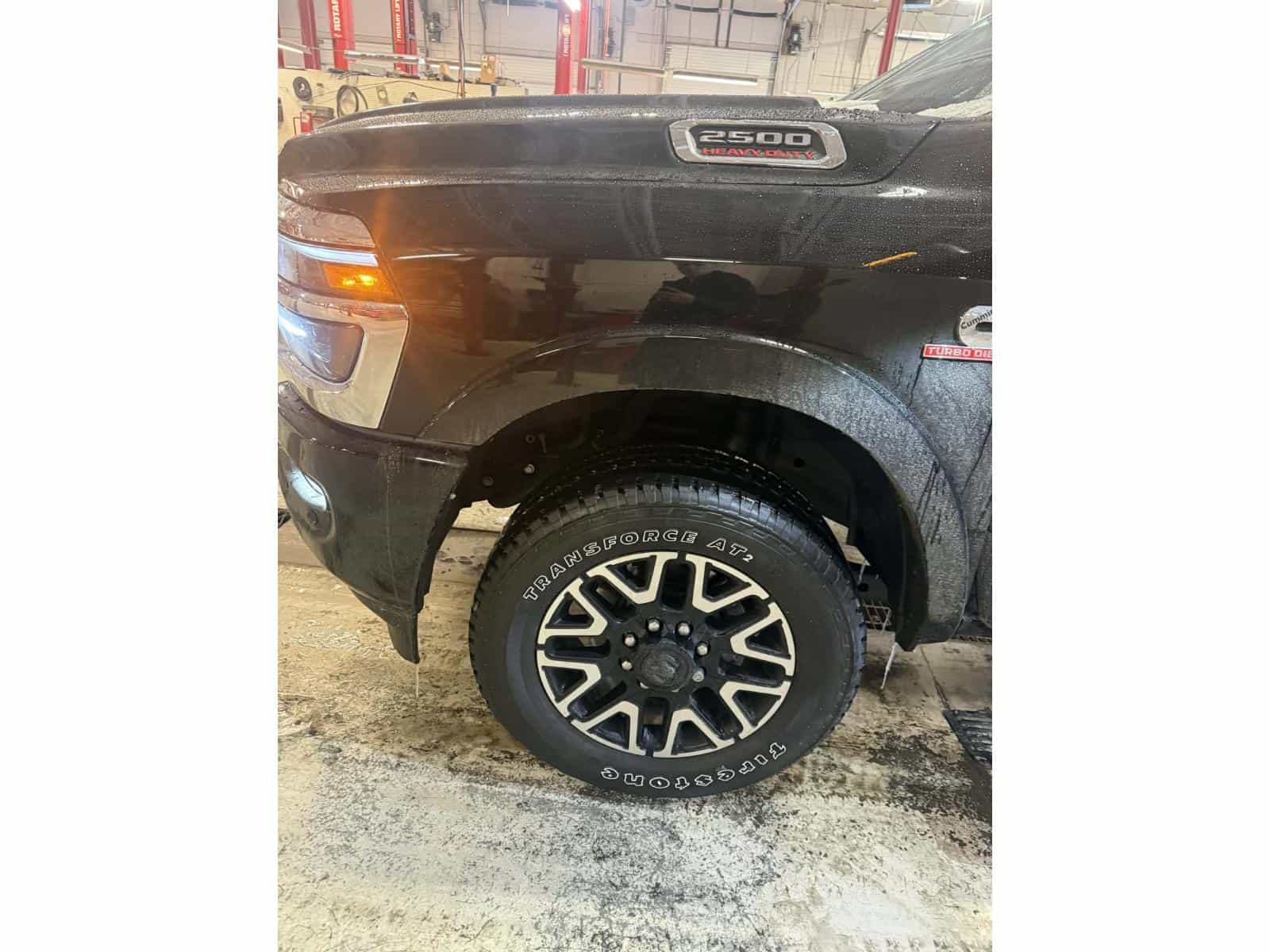 Image 5 RAM 2500 Limited 2026