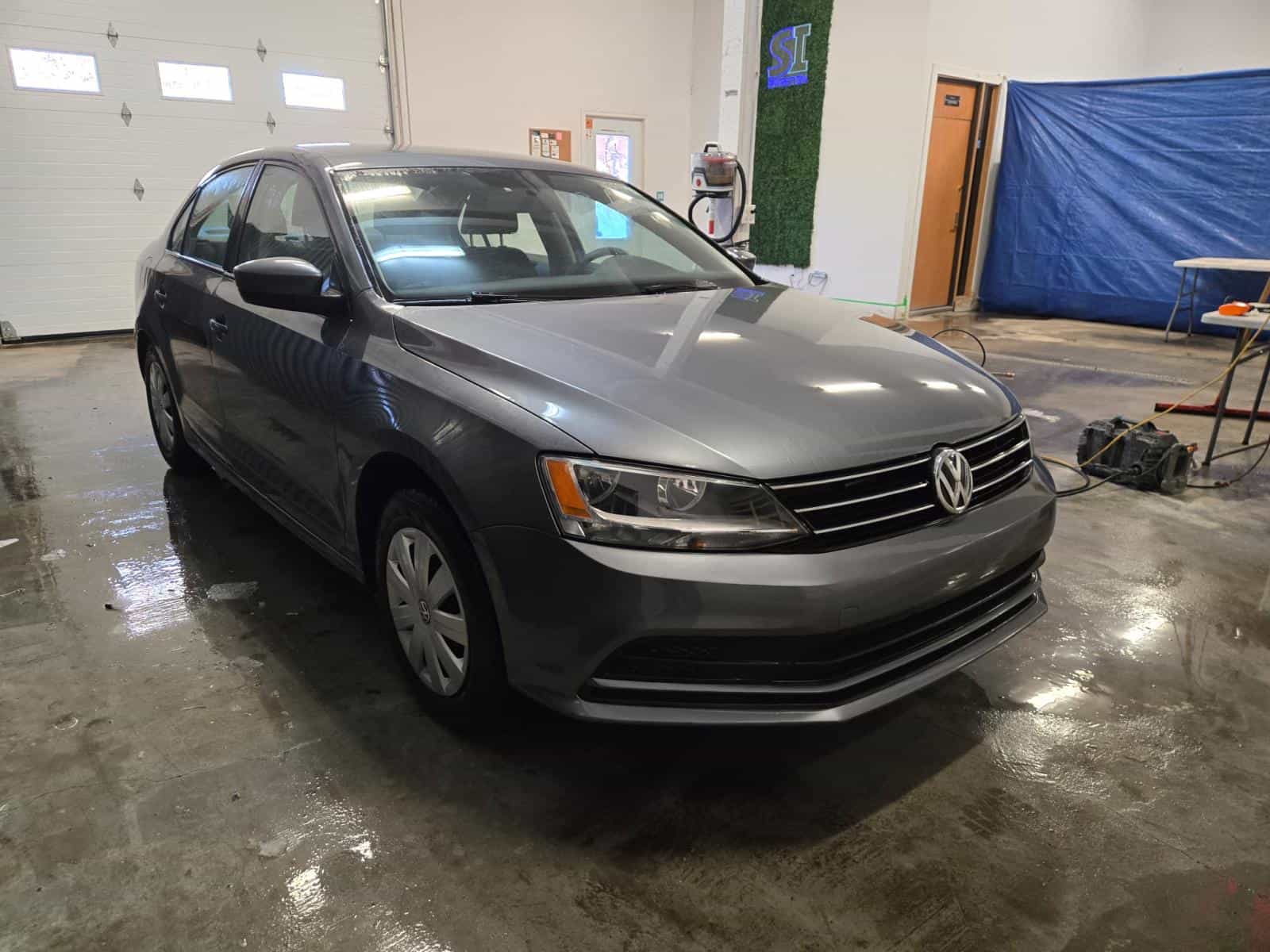 2017 Volkswagen Jetta Trendline + - Image 3