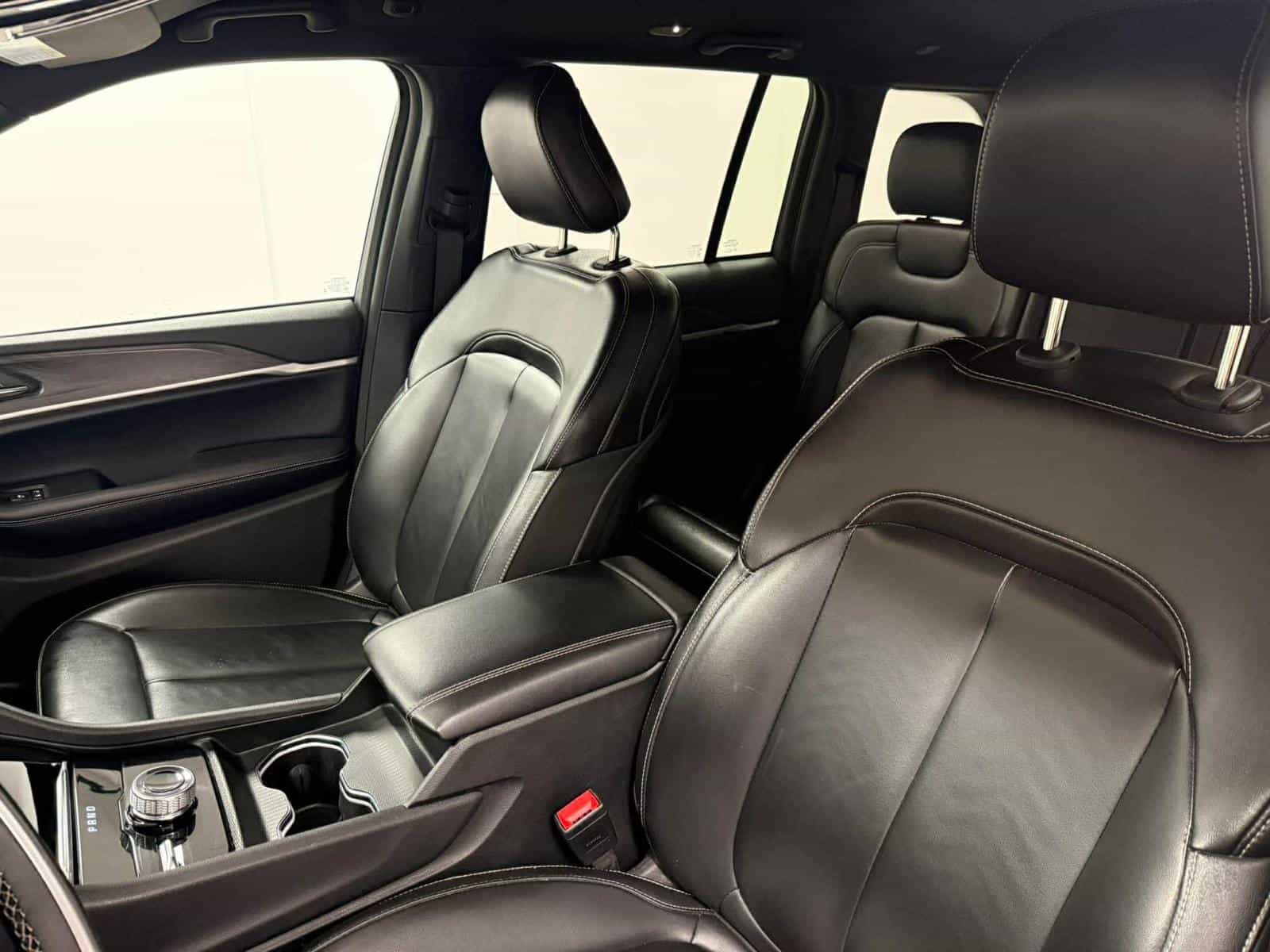 2024 Jeep Grand Cherokee Limited - Image 11