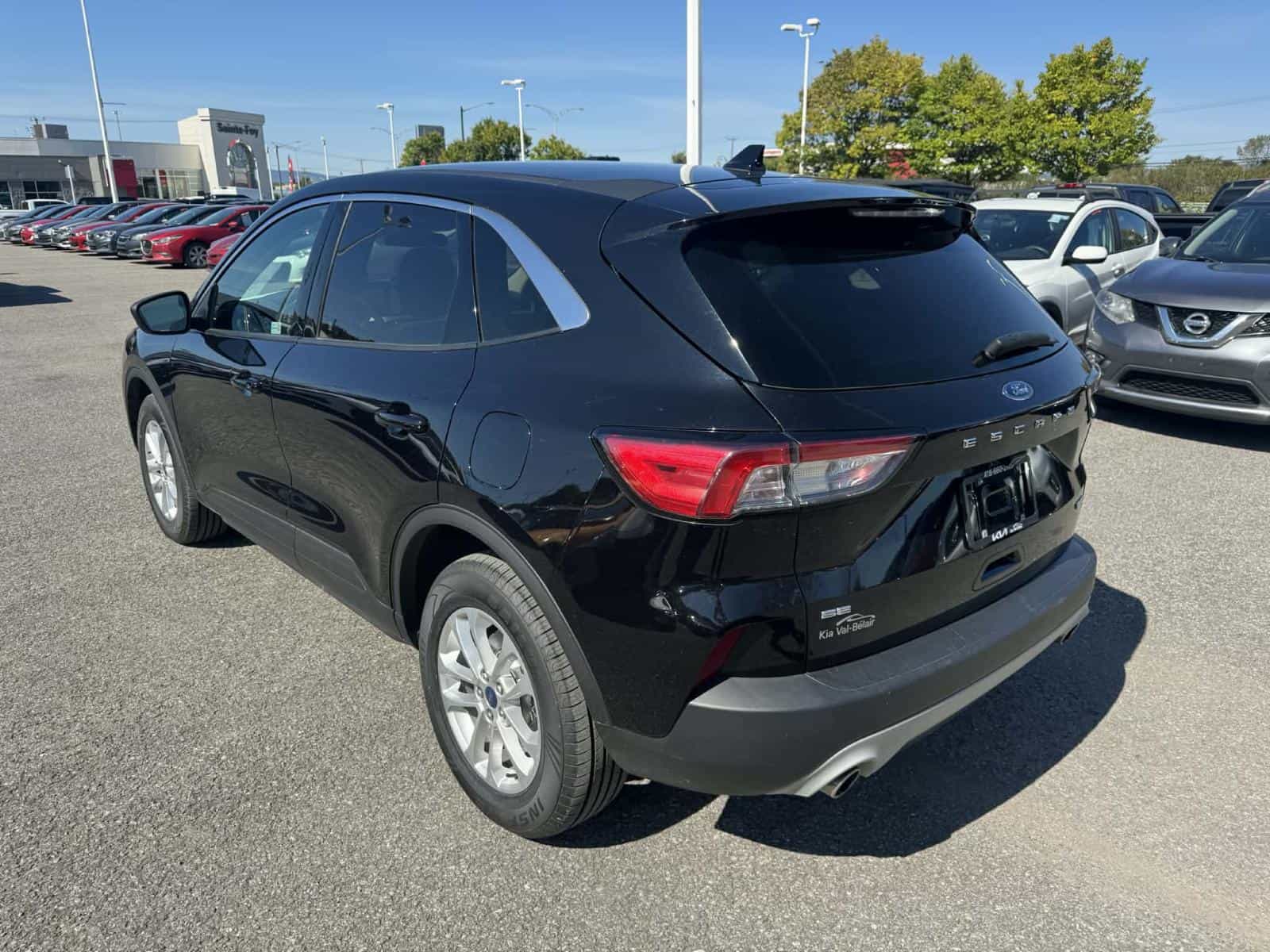 Image 2 Ford Escape SE 2020