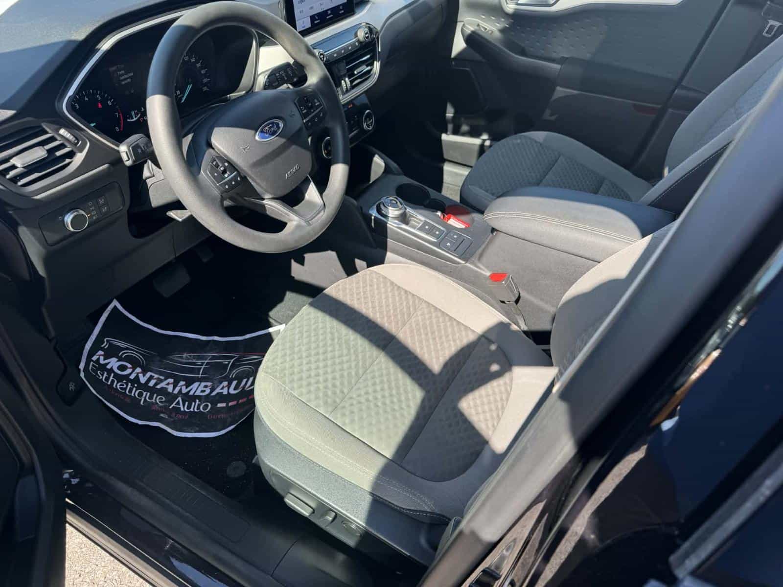 Image 6 Ford Escape SE 2020