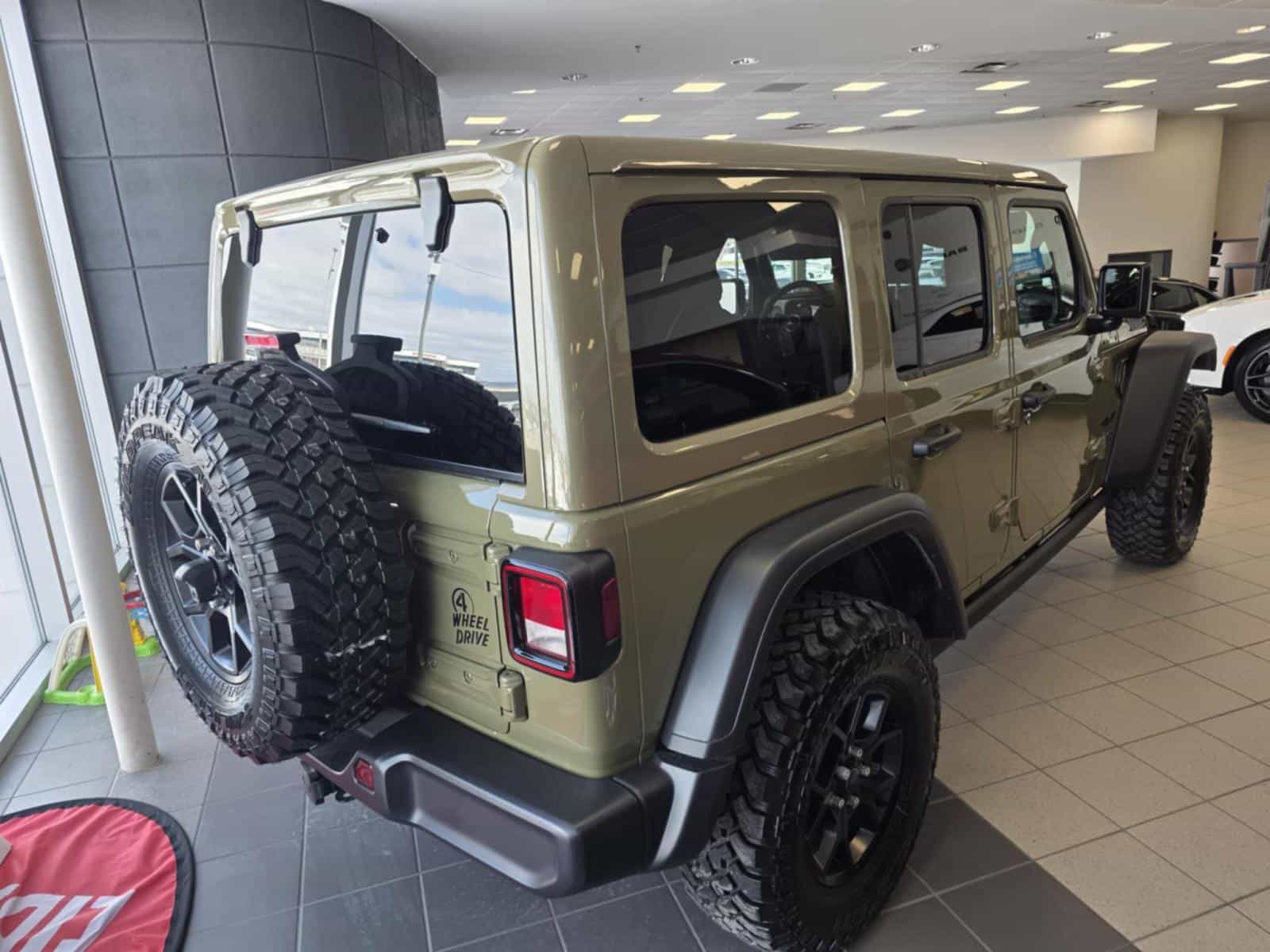 2025 Jeep Wrangler 4XE WILLYS '41 - Image 3