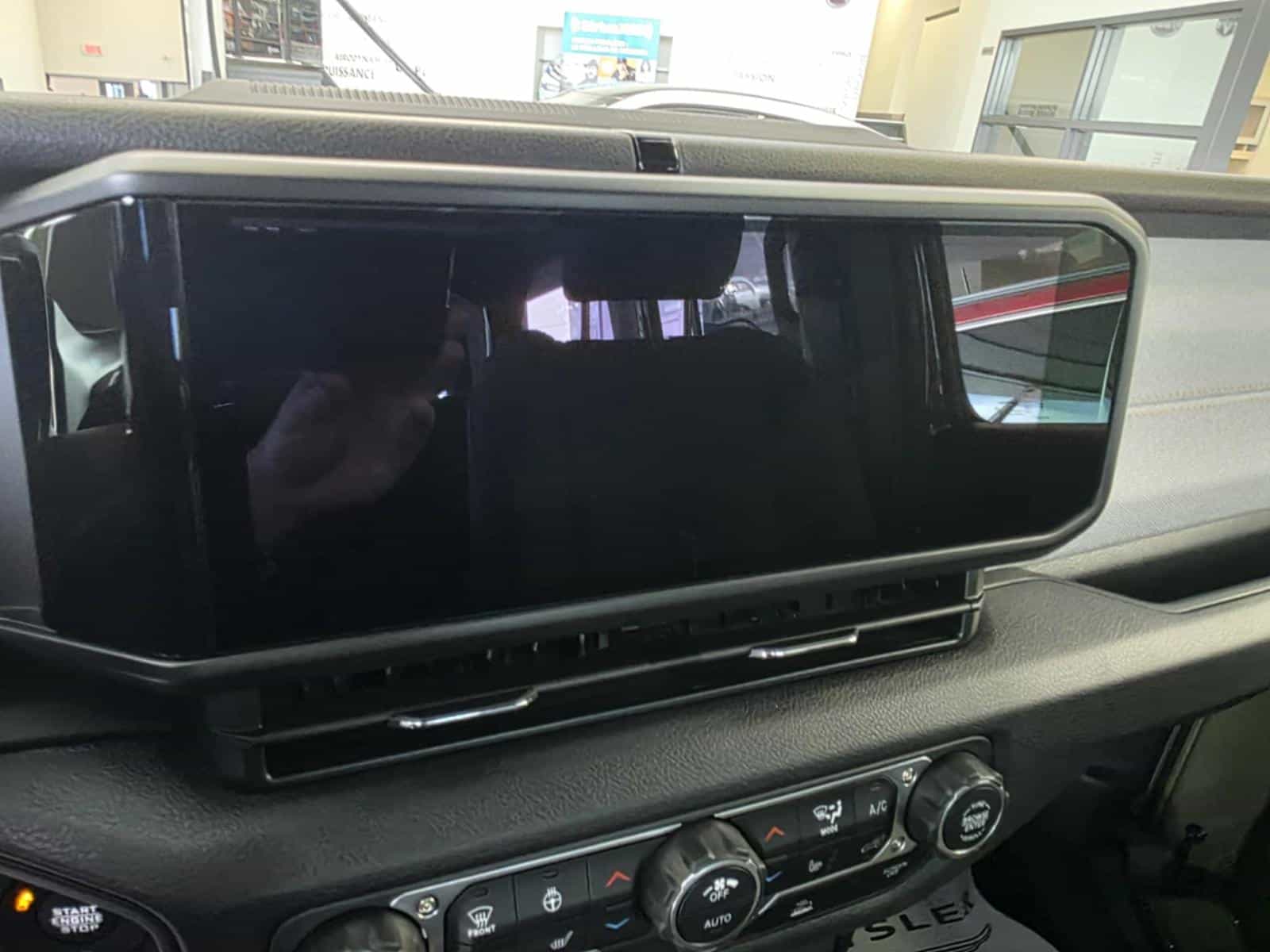 Image 6 Jeep Wrangler 4XE WILLYS '41 2025