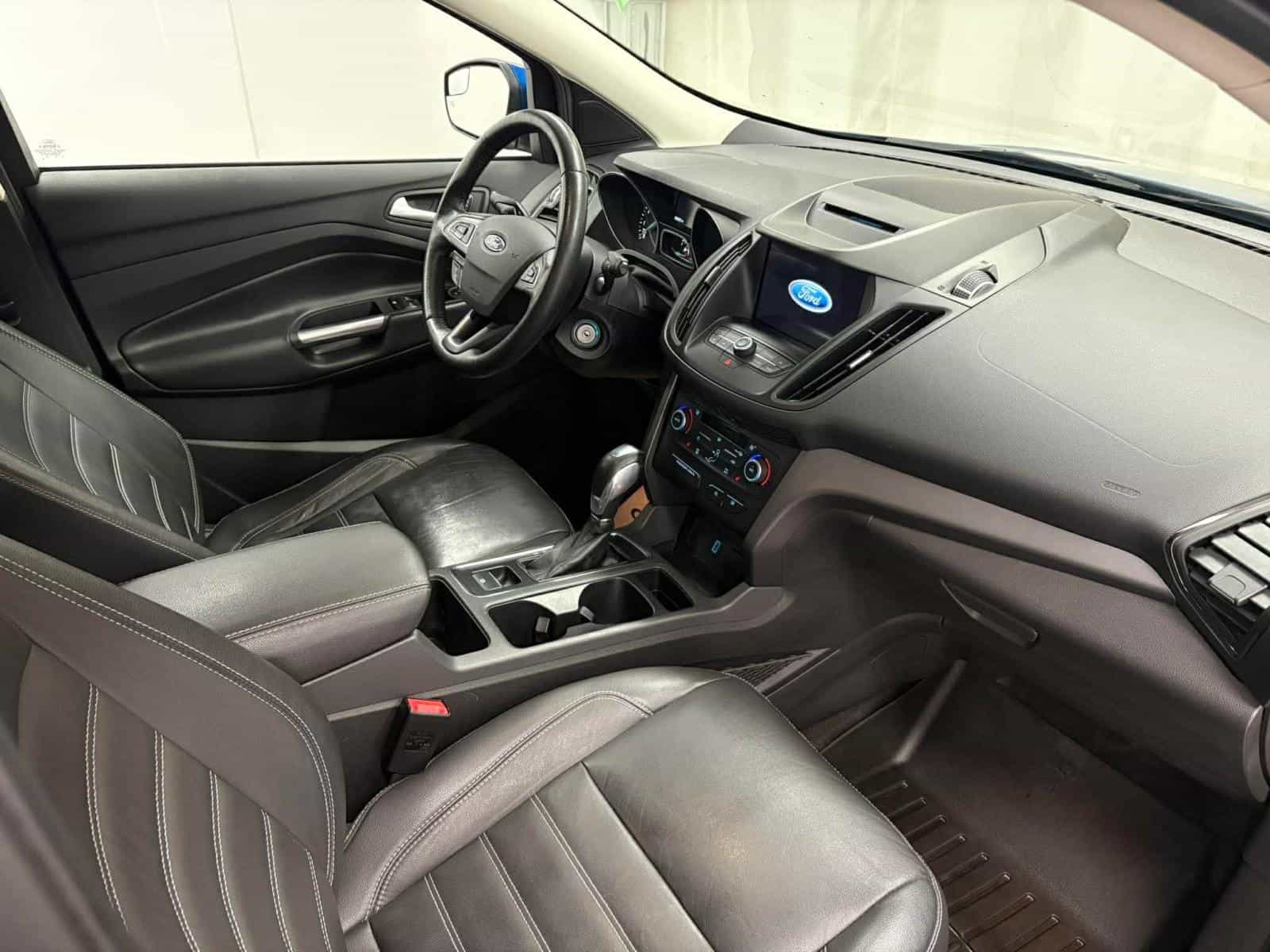 2018 Ford Escape SEL - Image 13