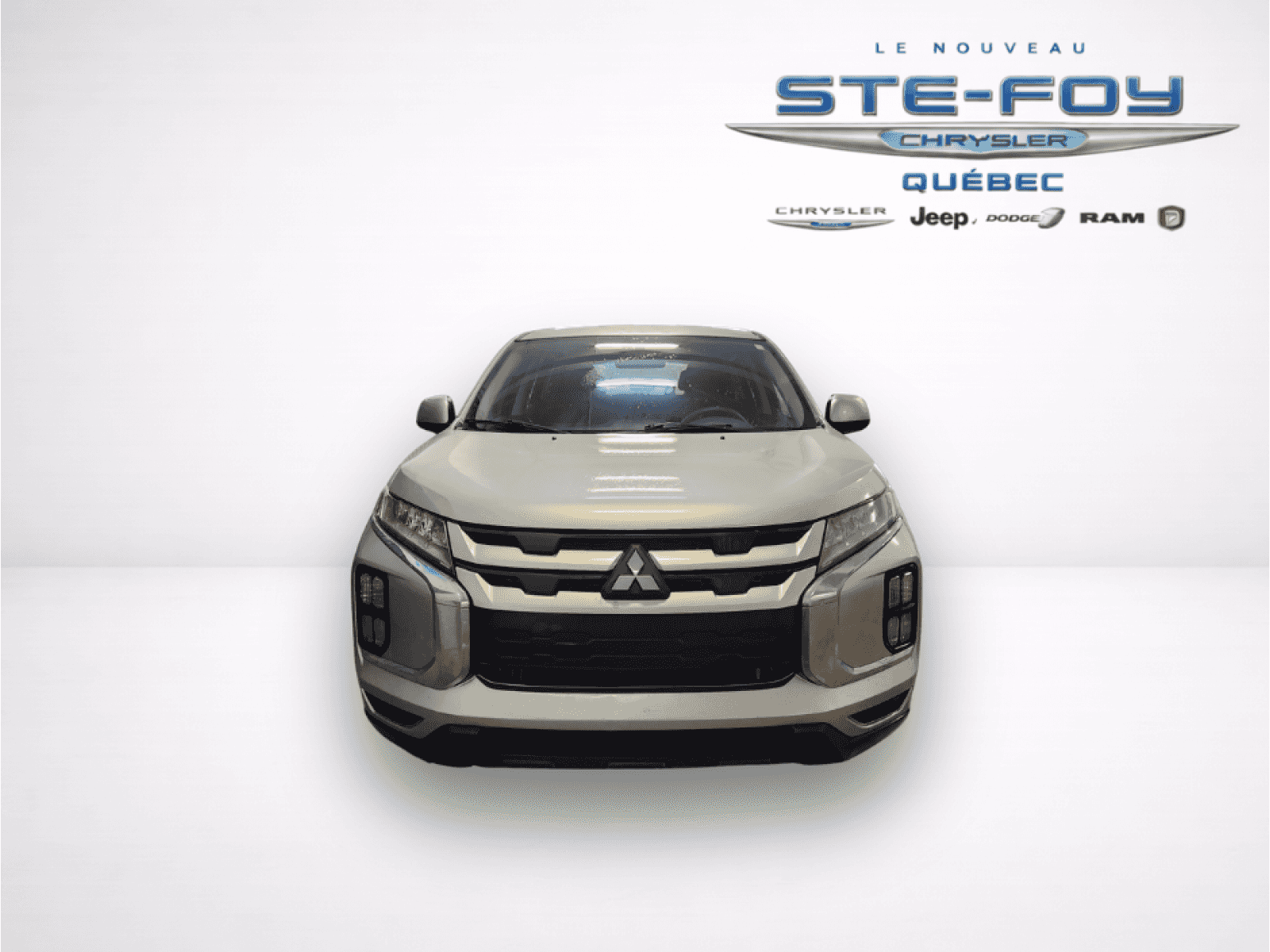 2022 Mitsubishi RVR ES - Image 2