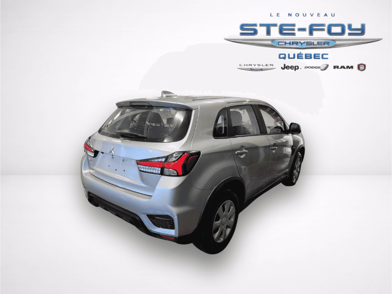 Image 4 Mitsubishi RVR ES 2022