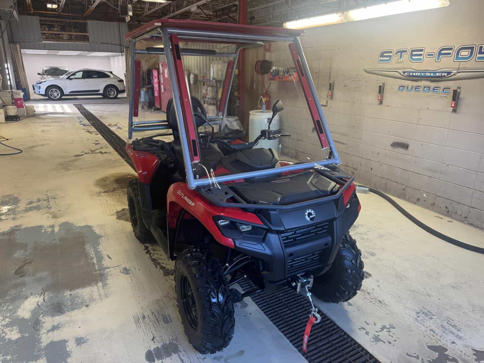 Image 4 Can-Am Outlander Max 700 Dps 2023