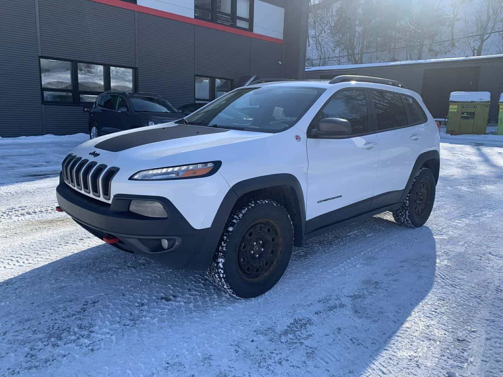 2016 Jeep Cherokee Trailhawk - Image 1