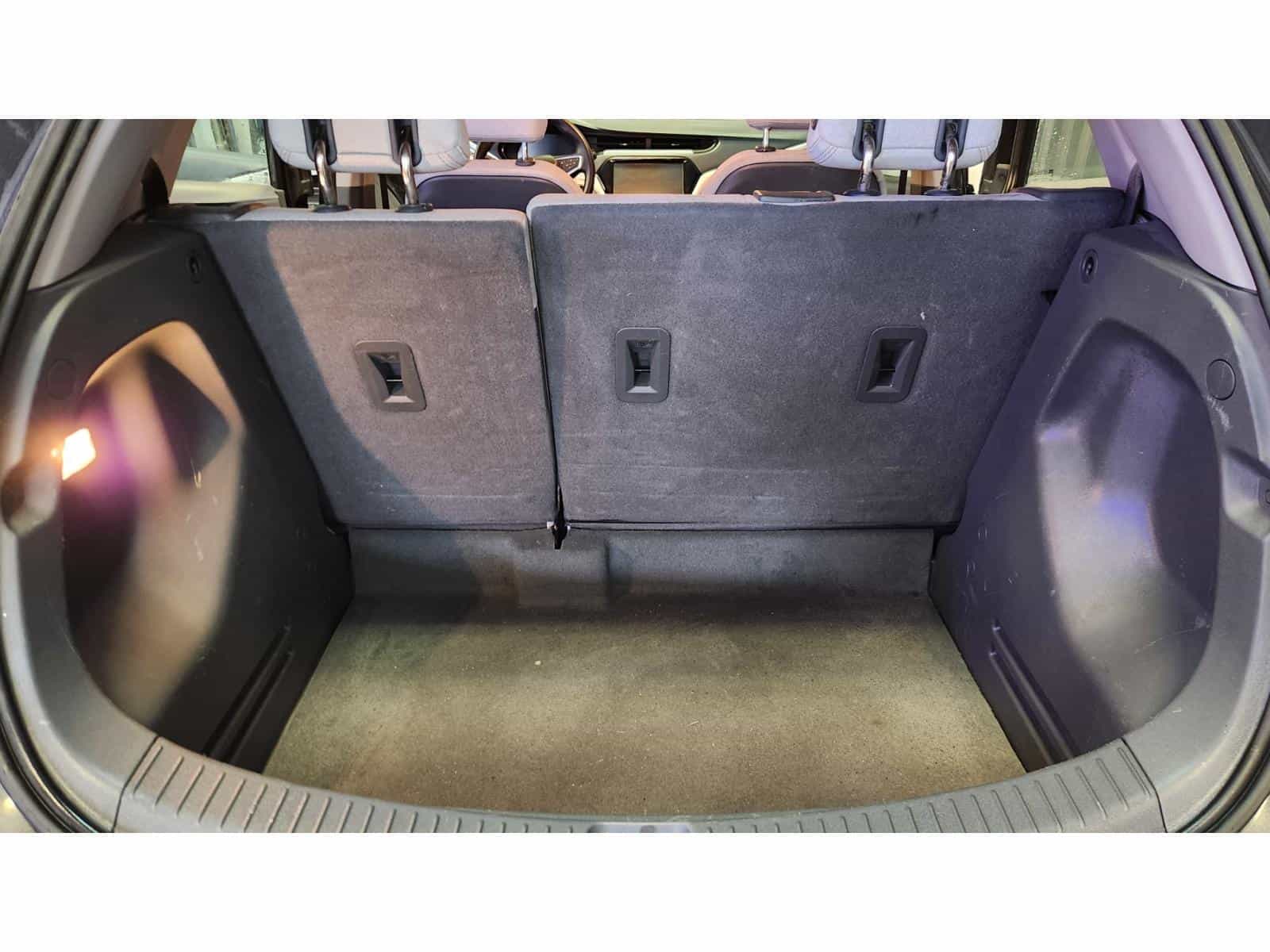 2017 Chevrolet BOLT EV LT LT - Image 10