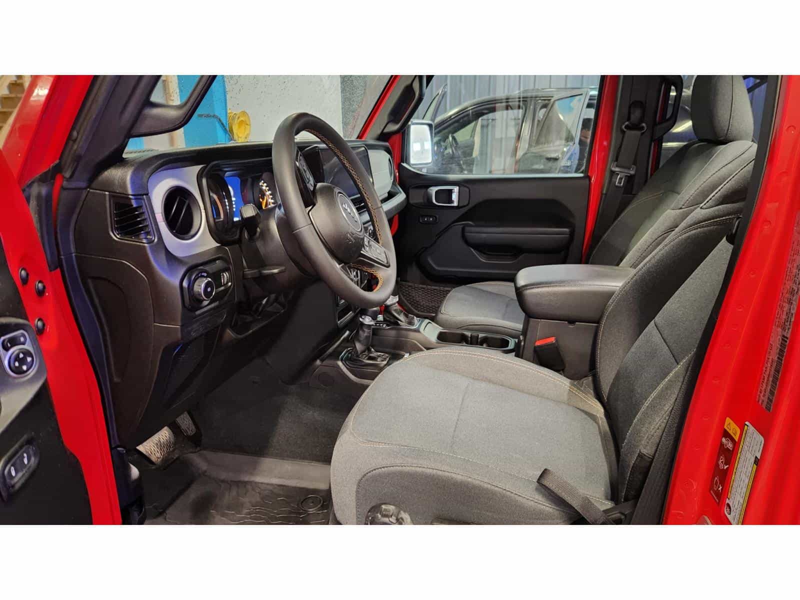 Image 11 Jeep Wrangler Sport S 2024
