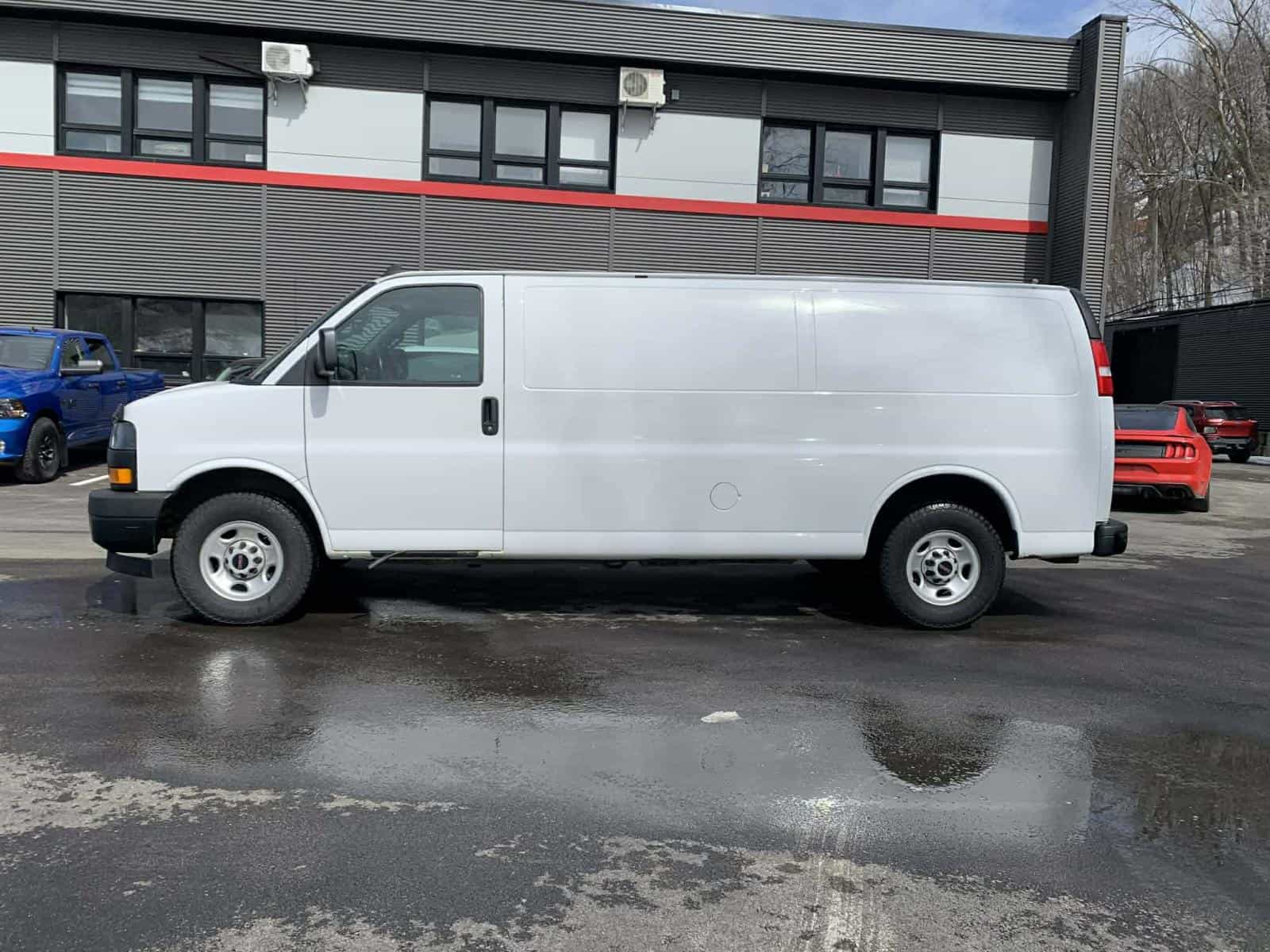 Image 4 GMC Savana G2500 2500 2020