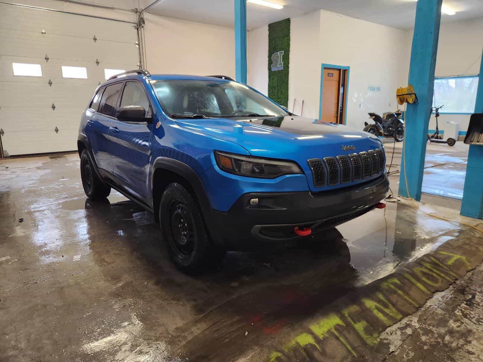 Image 3 Jeep Cherokee Trailhawk 2020