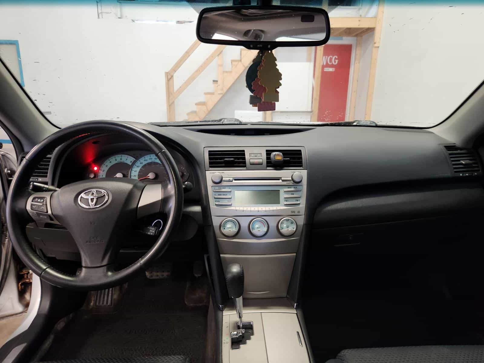 Image 14 Toyota Camry SE 2009