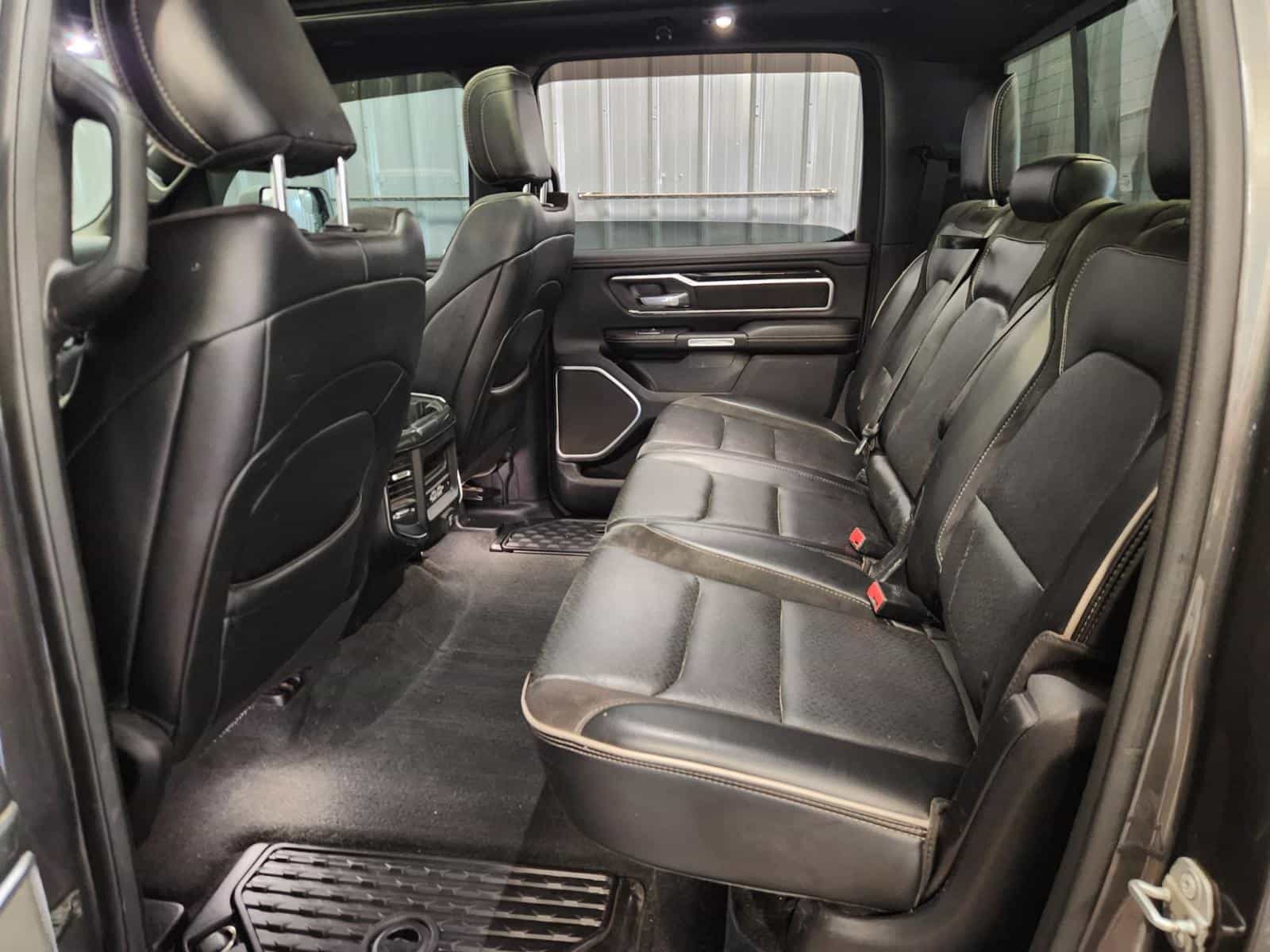 Image 11 RAM 1500 Laramie 2020