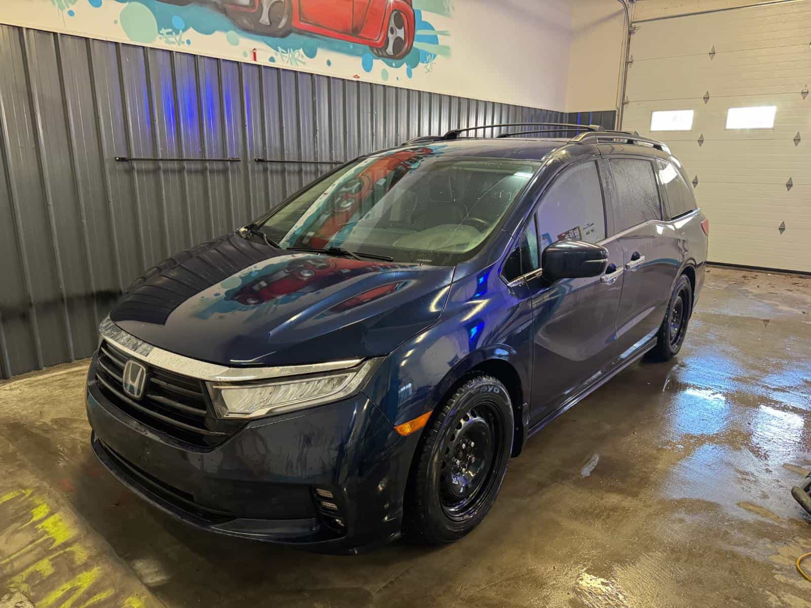 Image 1 Honda Odyssey Touring 2022