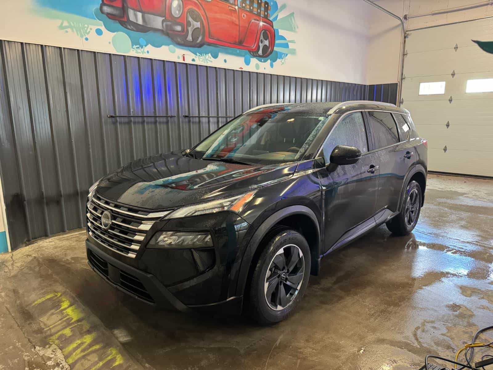 2026 Nissan Rogue SV Moonroof - Image 1