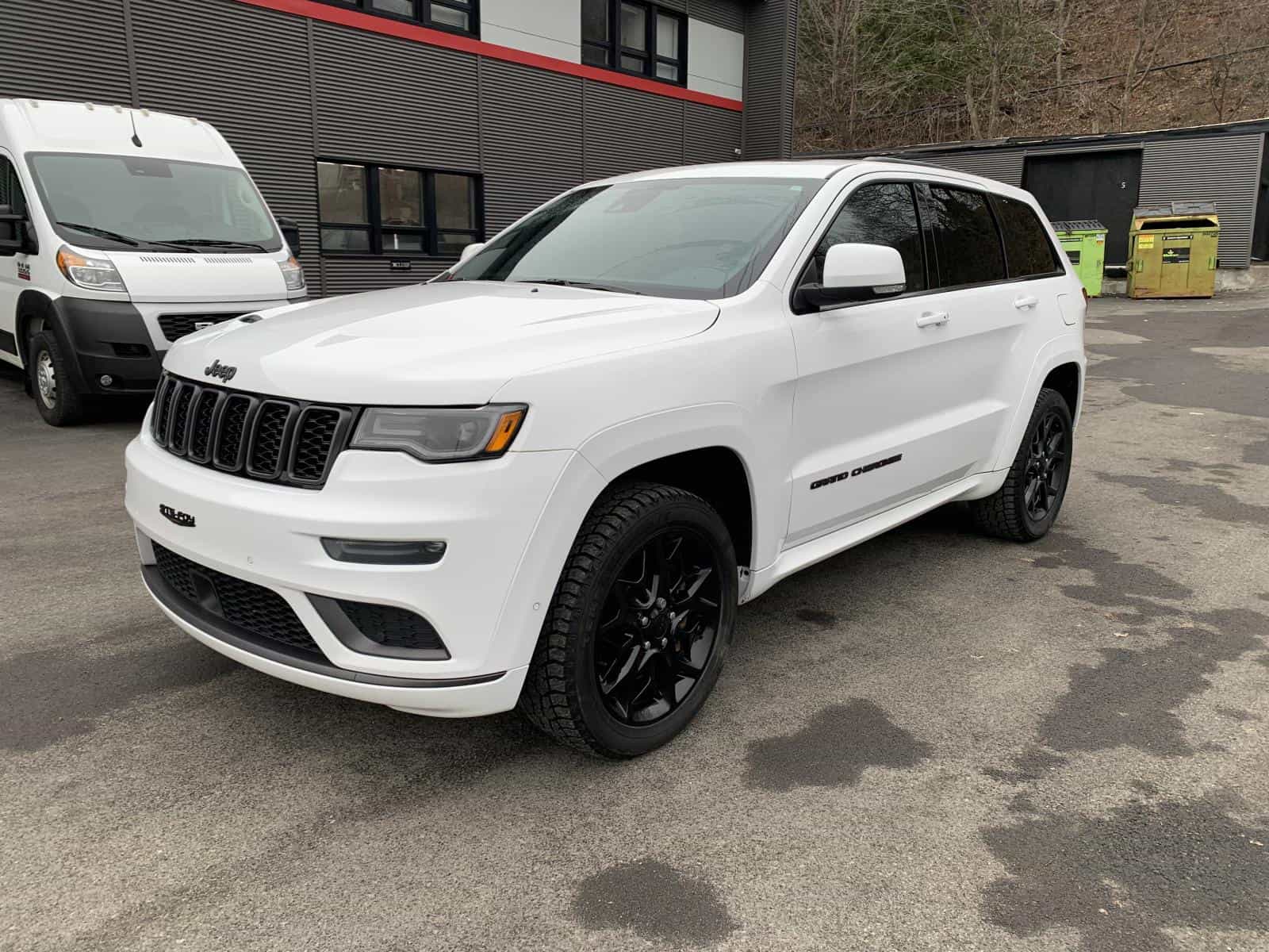 Image 1 Jeep Grand Cherokee Overland High Alt 2021