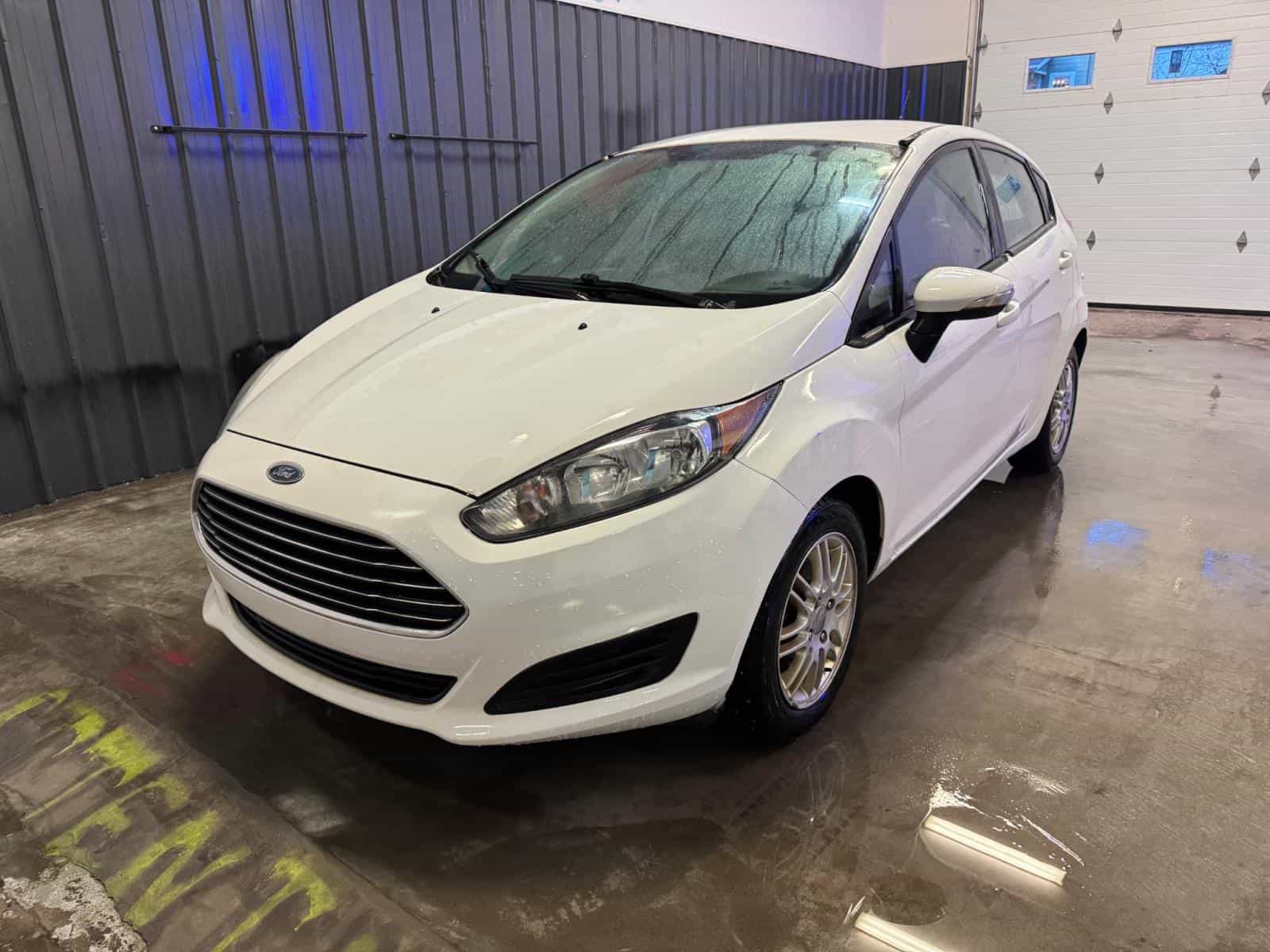 2014 Ford Fiesta SE - Image 1