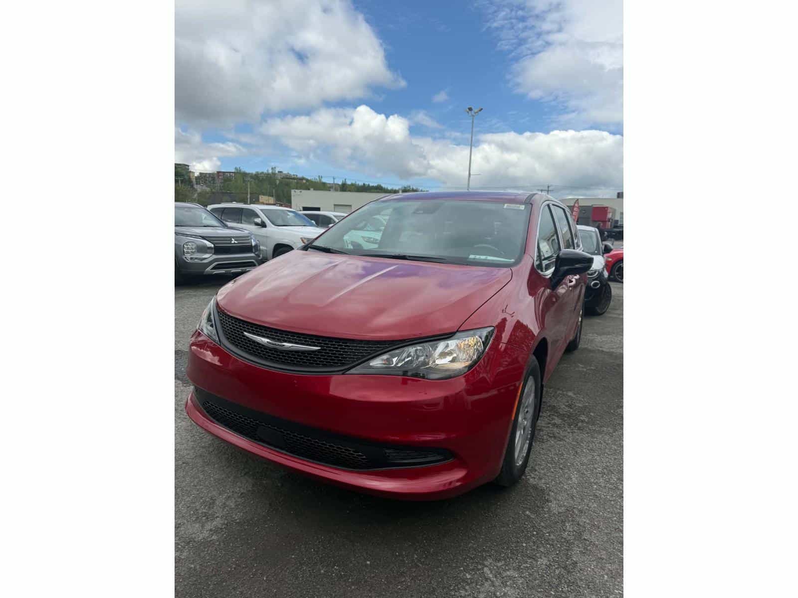 2027 Chrysler Grand Caravan SXT - Image 1