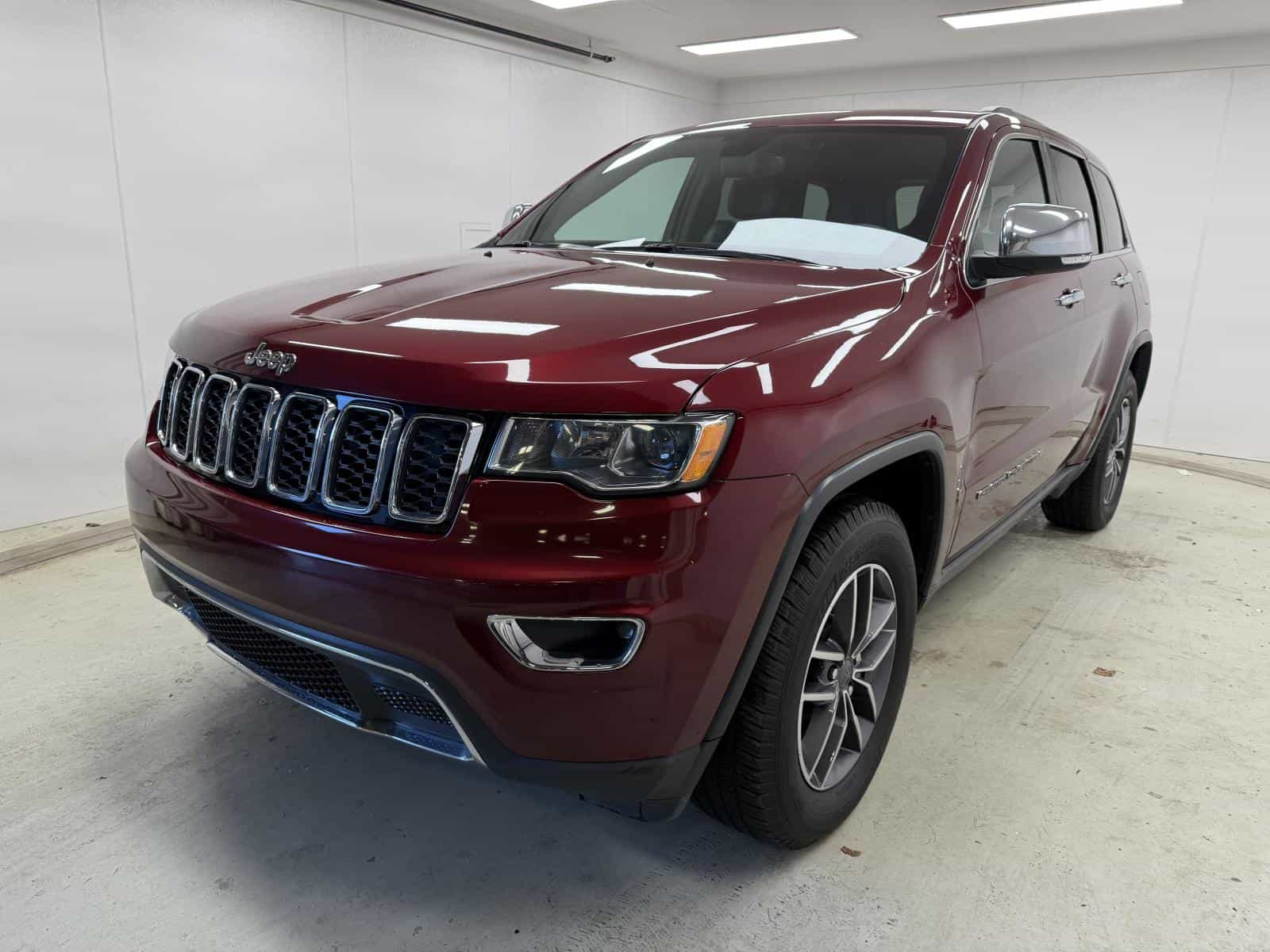 Image 1 Jeep Grand Cherokee Limited 2019