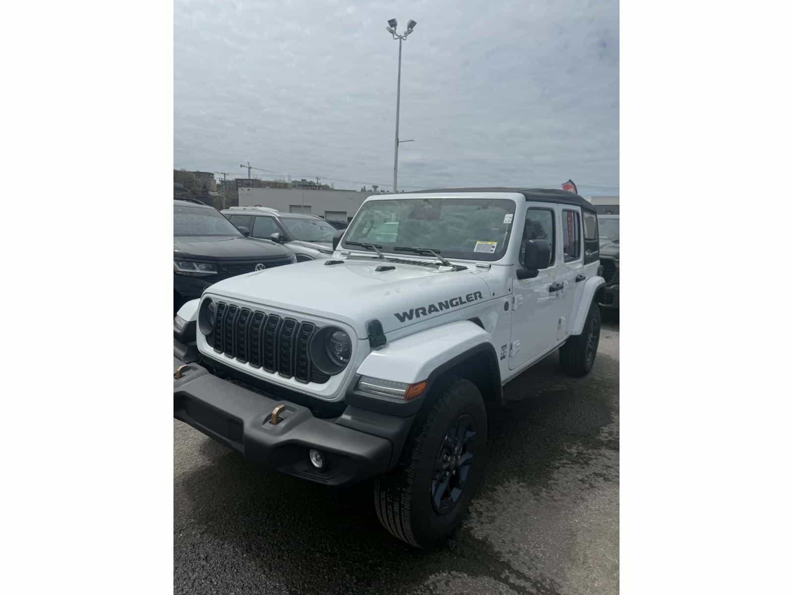 Image 1 Jeep Wrangler 85th Anniversary Edition 2026