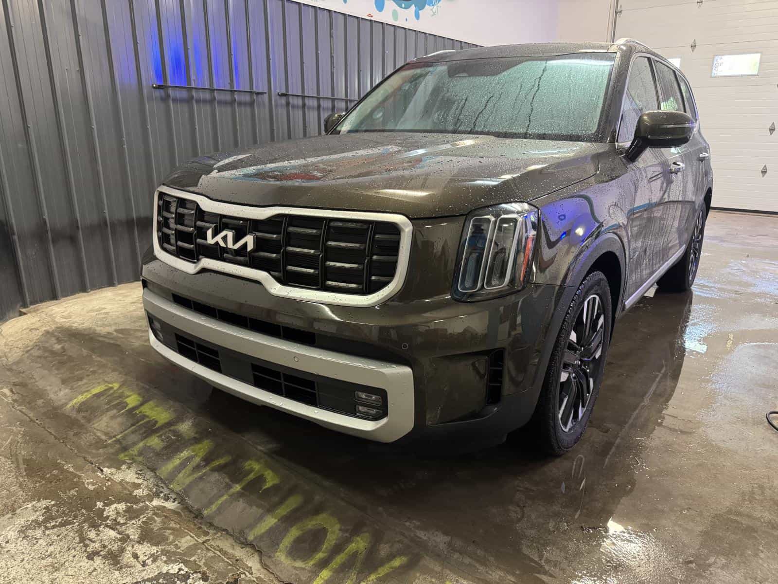 Image 1 Kia Telluride SX 2023