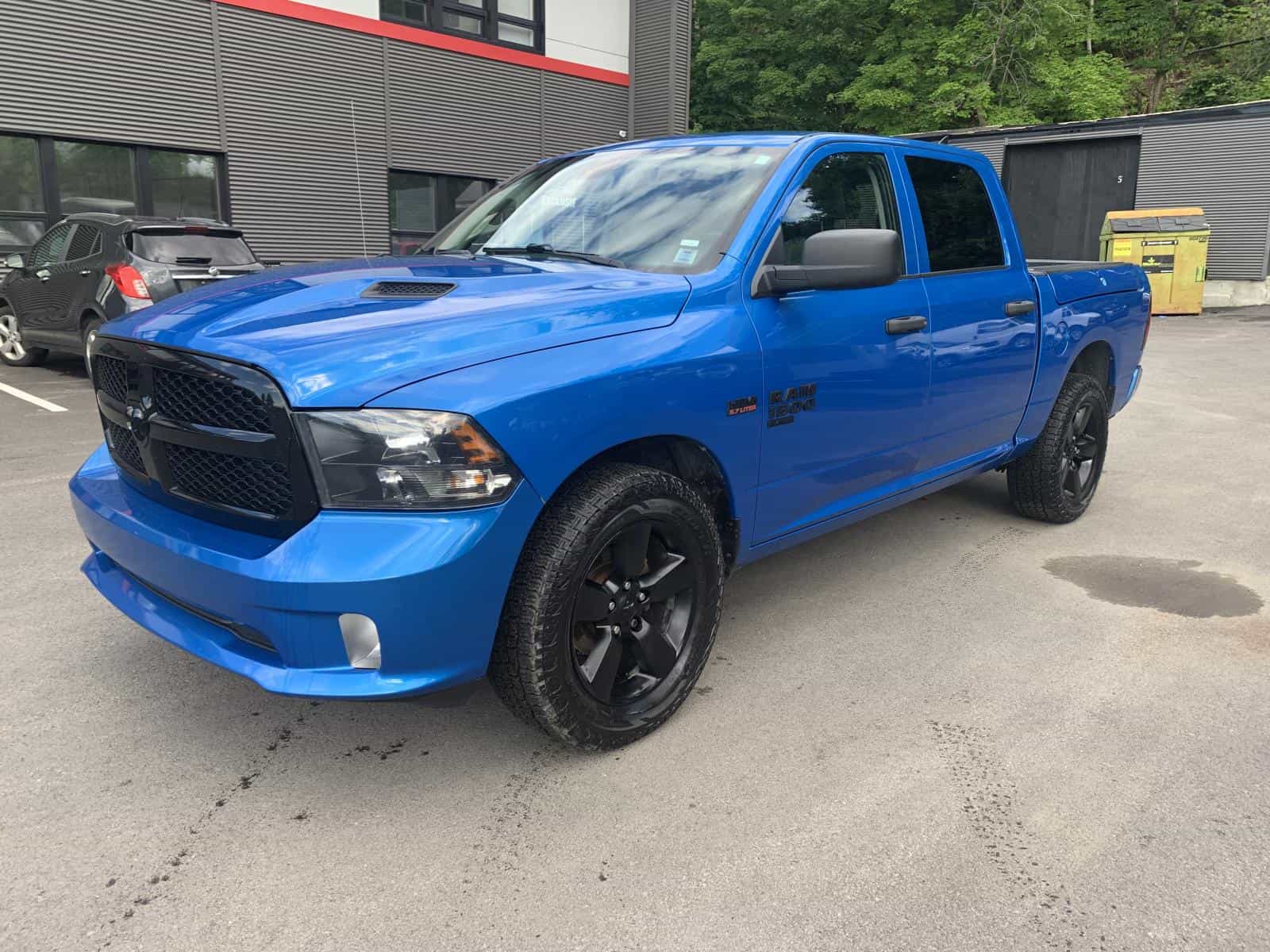 Image 1 RAM 1500 Classic 1500 Express 2022