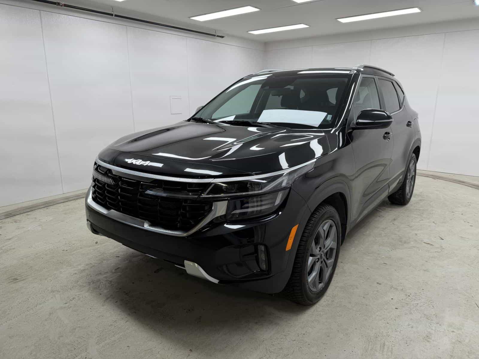 2026 Kia Seltos EX Premium - Image 1
