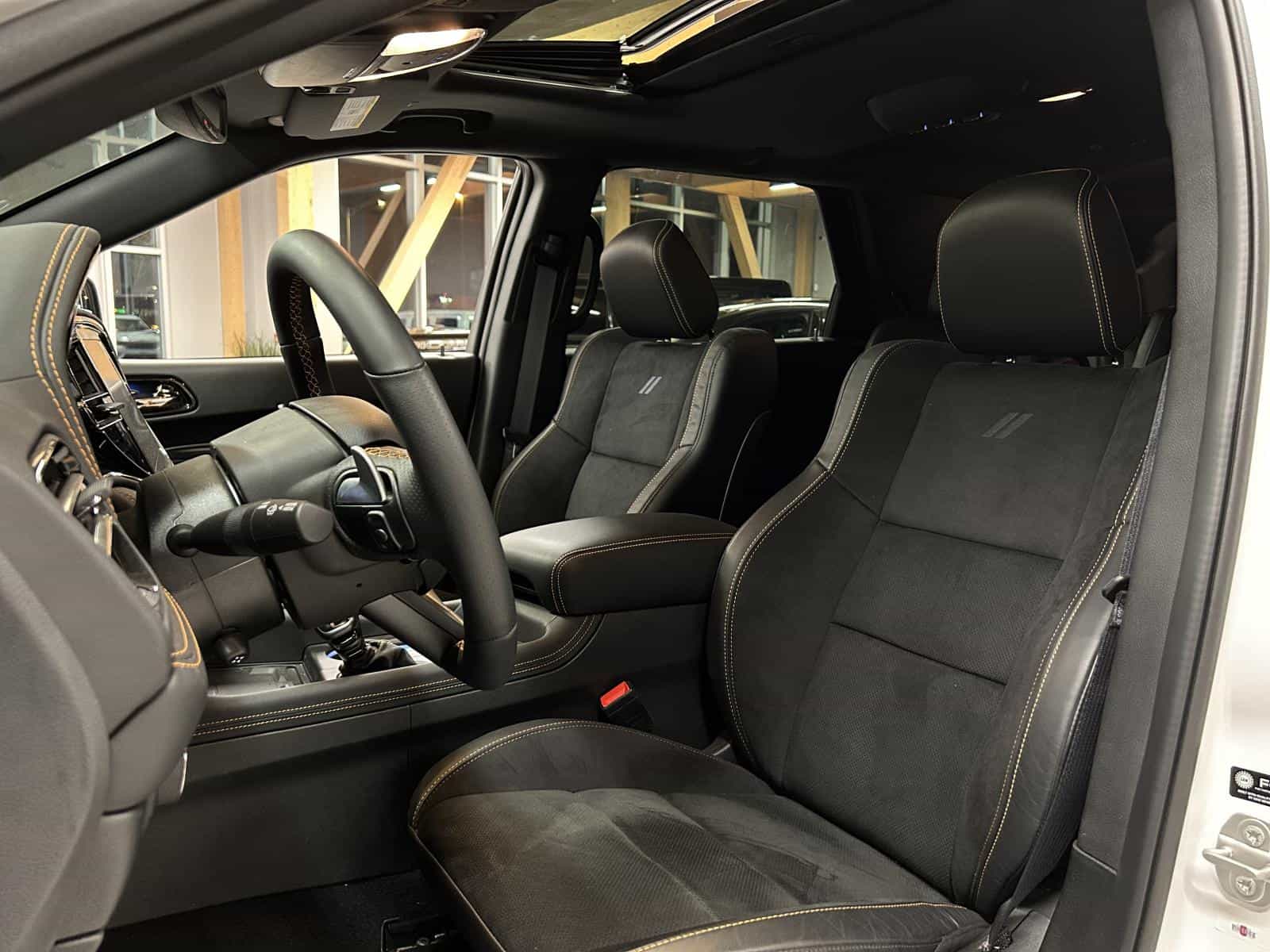 2023 Dodge Durango R/T - Image 22