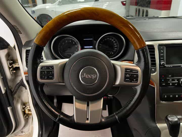 2011 Jeep Grand Cherokee Overland Overland - Image 19