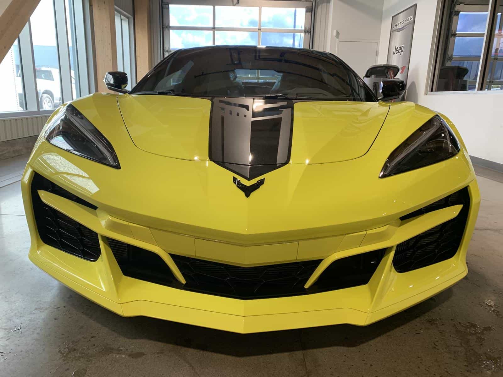 2024 Chevrolet Corvette E-Ray 1LZ - Image 5