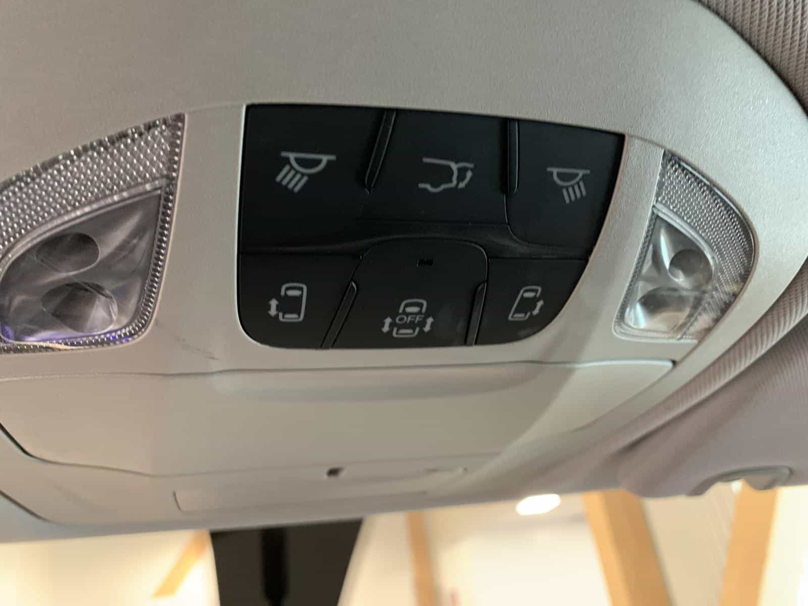 2019 Chrysler Pacifica Touring - Image 22