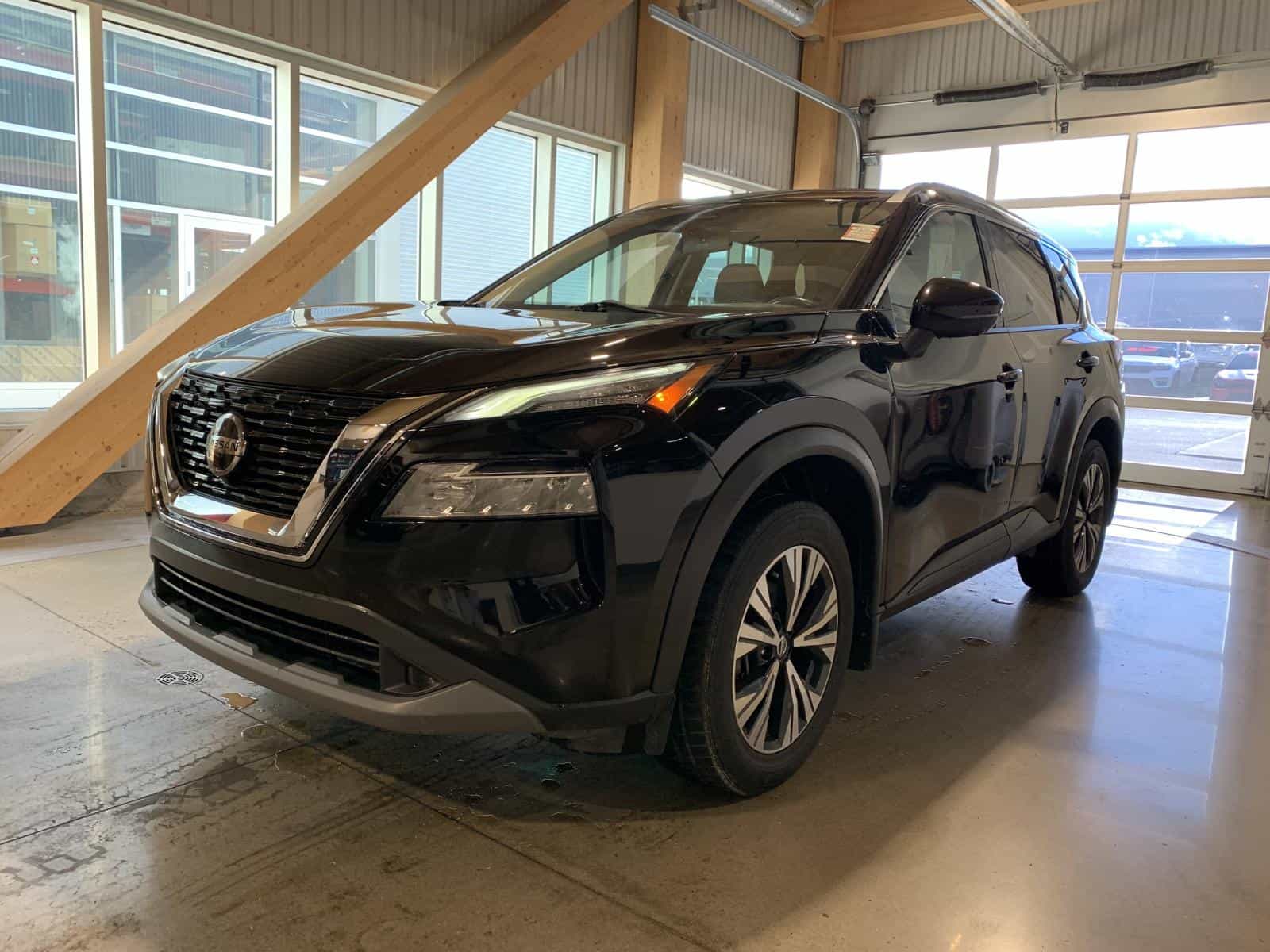 Image 2 Nissan ROGUE SV SV 2021