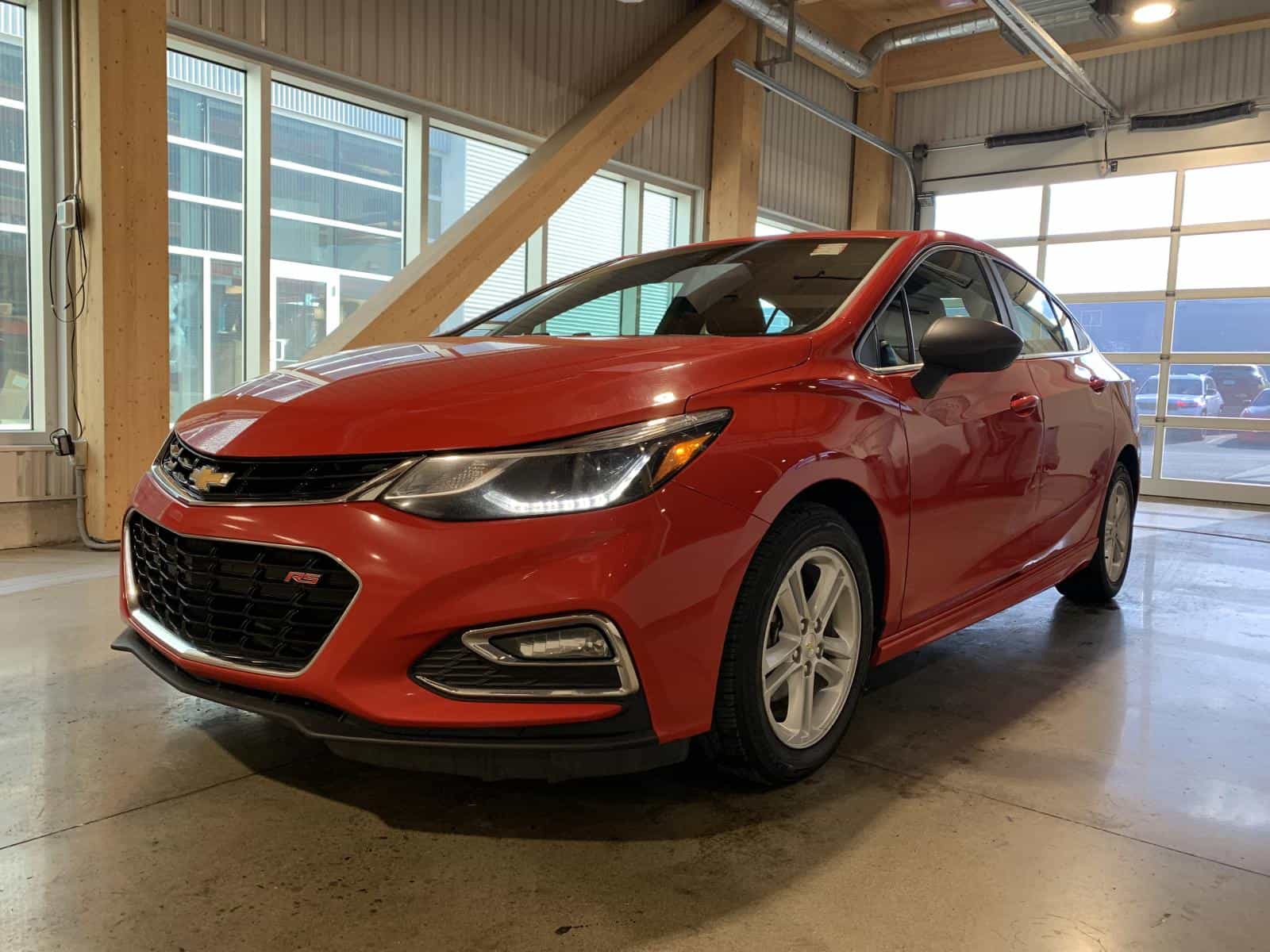 2018 Chevrolet CRUZE LT LT - Image 1