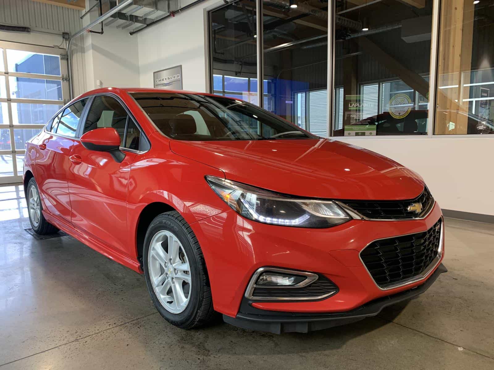 2018 Chevrolet Cruze LT - Image 5