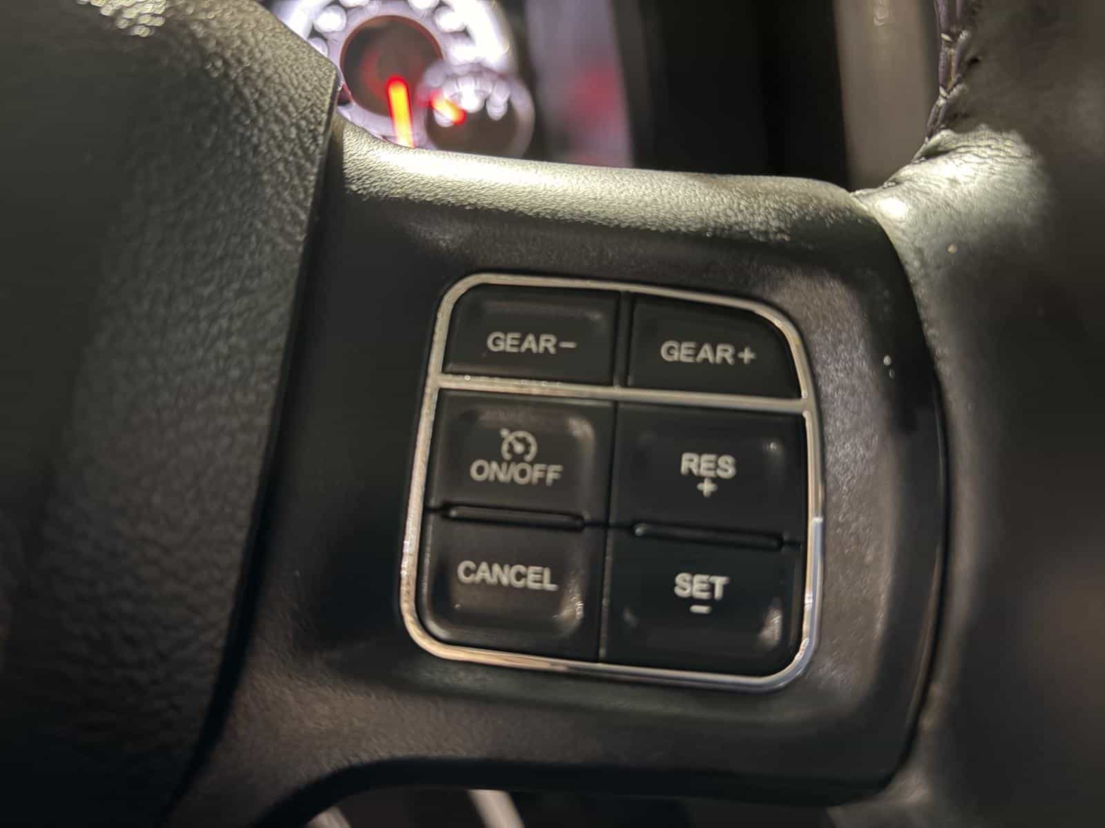 2018 RAM 1500 Sport Sport - Image 17