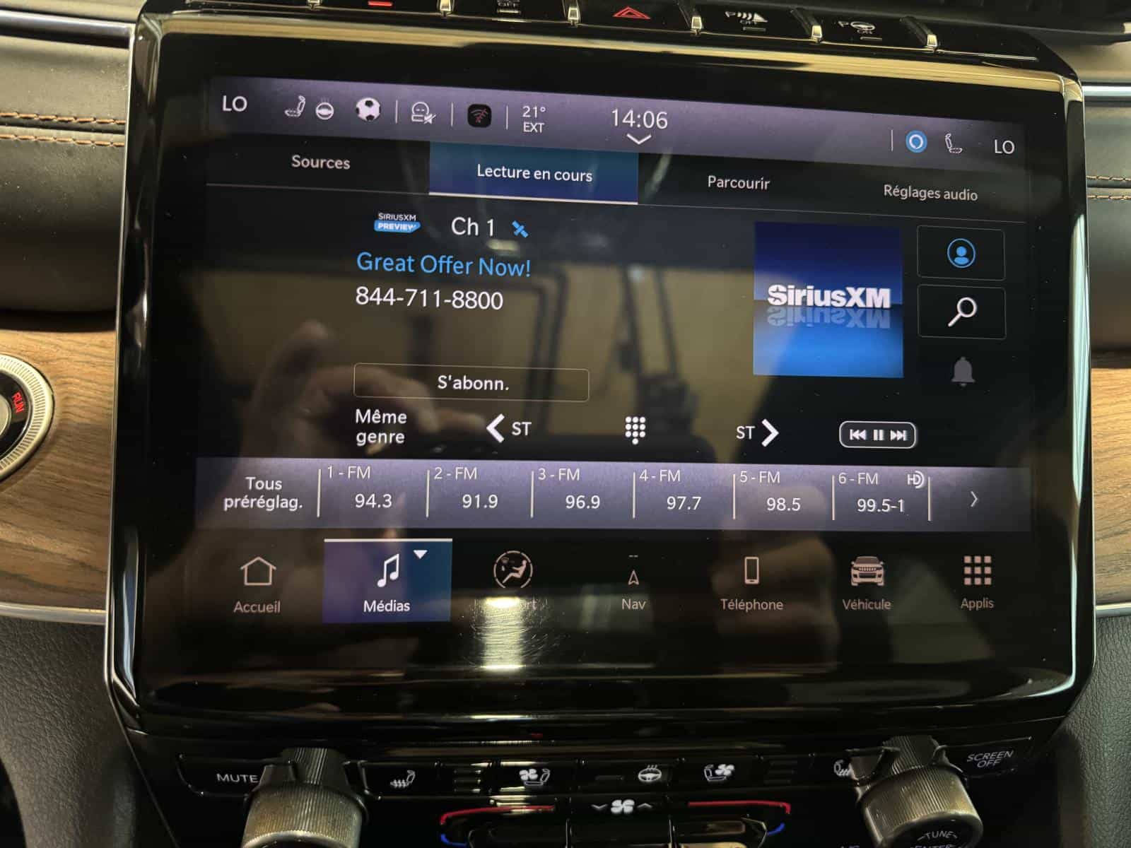 2022 Jeep Grand Cherokee L Summit - Image 16