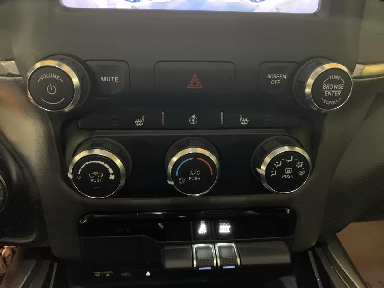 2019 RAM 1500 Sport - Image 19