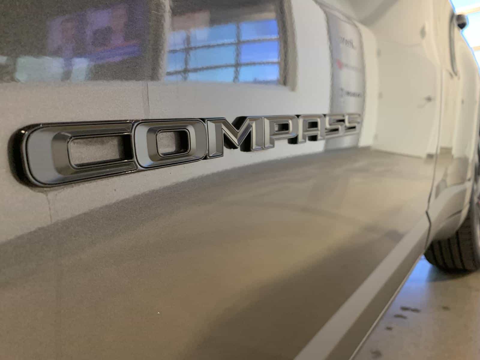 2018 Jeep Compass Latitude North - Image 9