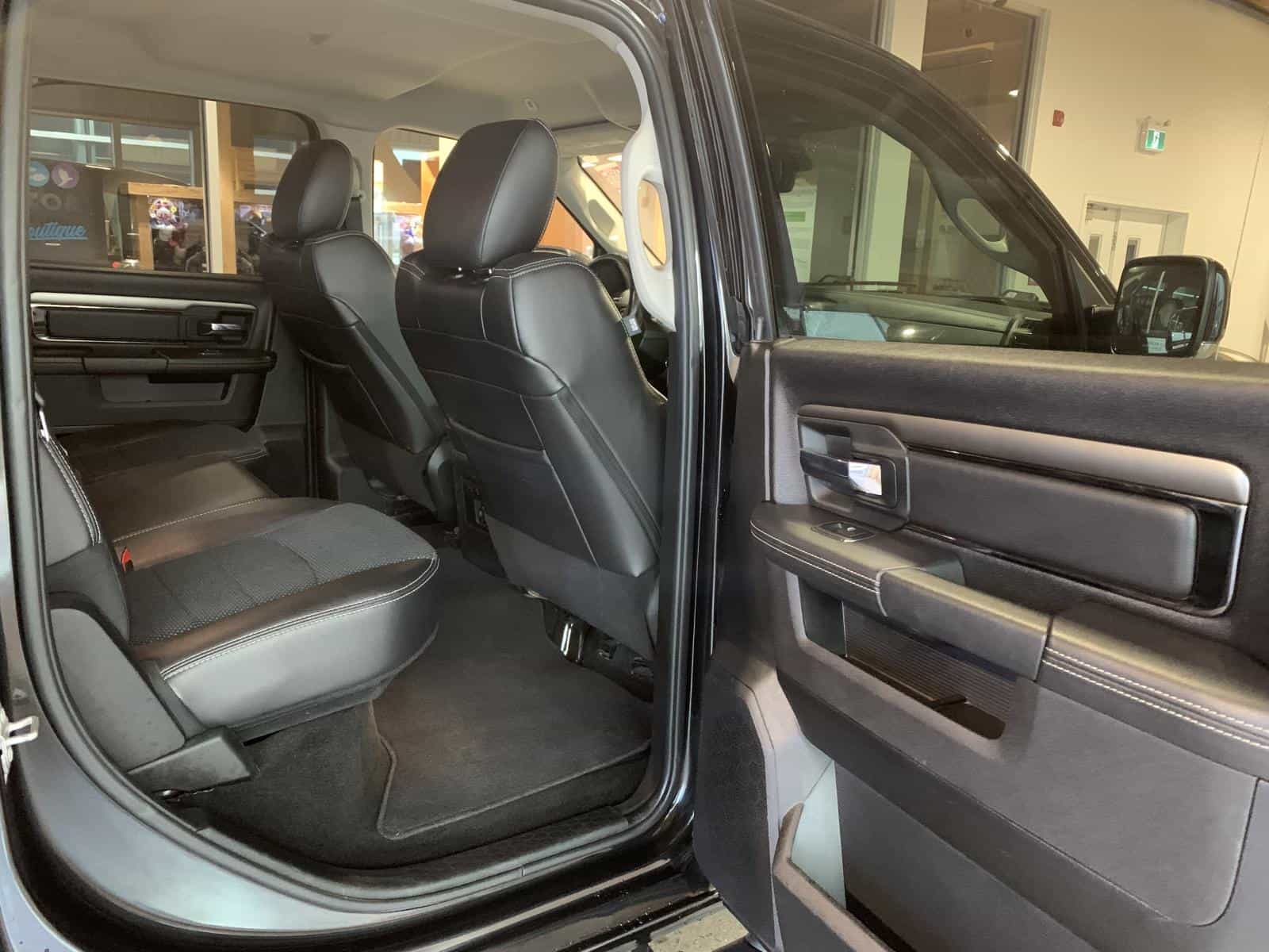 2017 RAM 1500 Sport Sport - Image 9