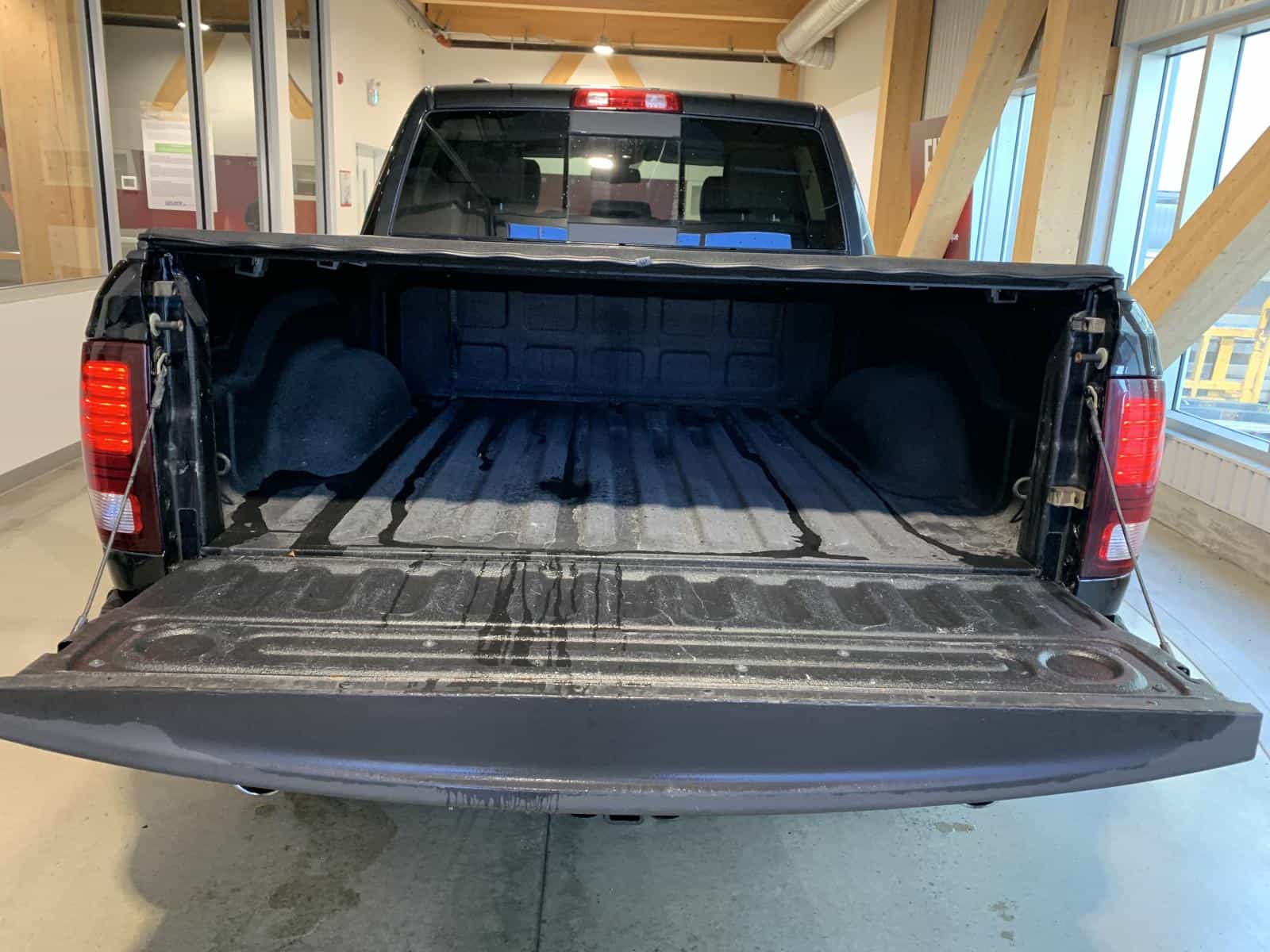 2017 RAM 1500 Sport Sport - Image 10