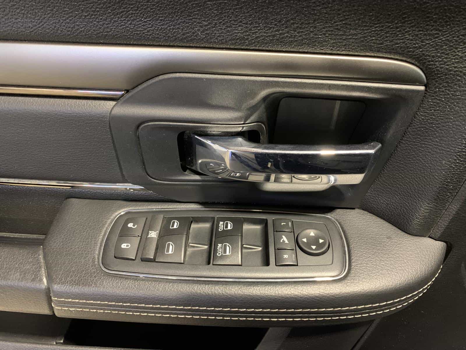 2017 RAM 1500 Sport Sport - Image 21